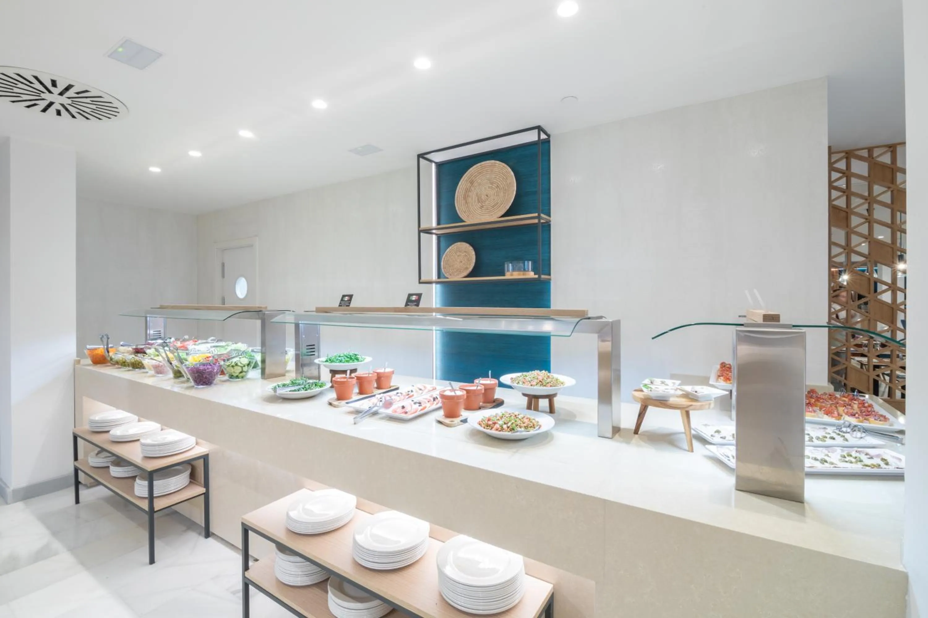 Restaurant/places to eat in JS Yate