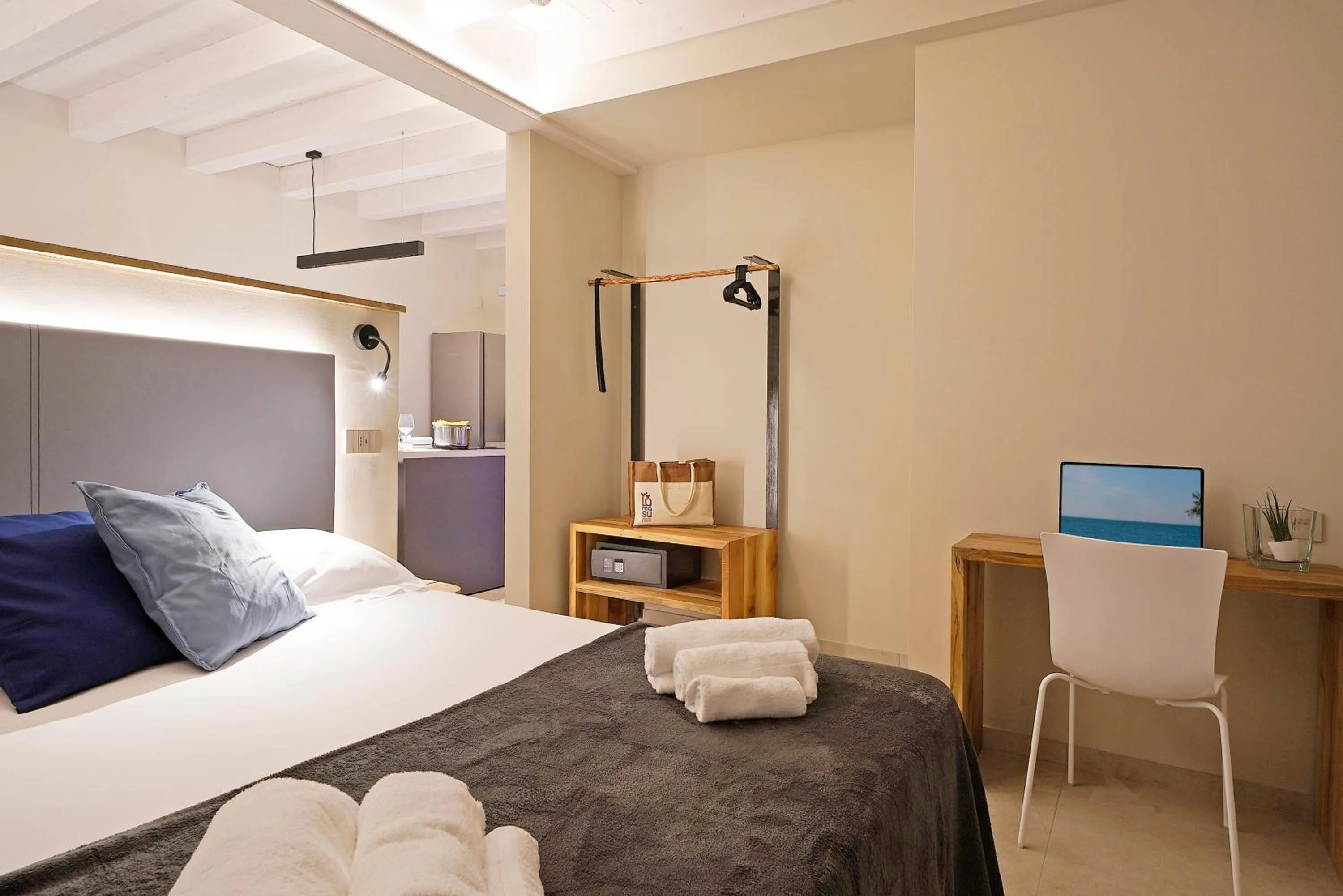 Bedroom, Bed in Lamasu RioVerde - Lago di Garda