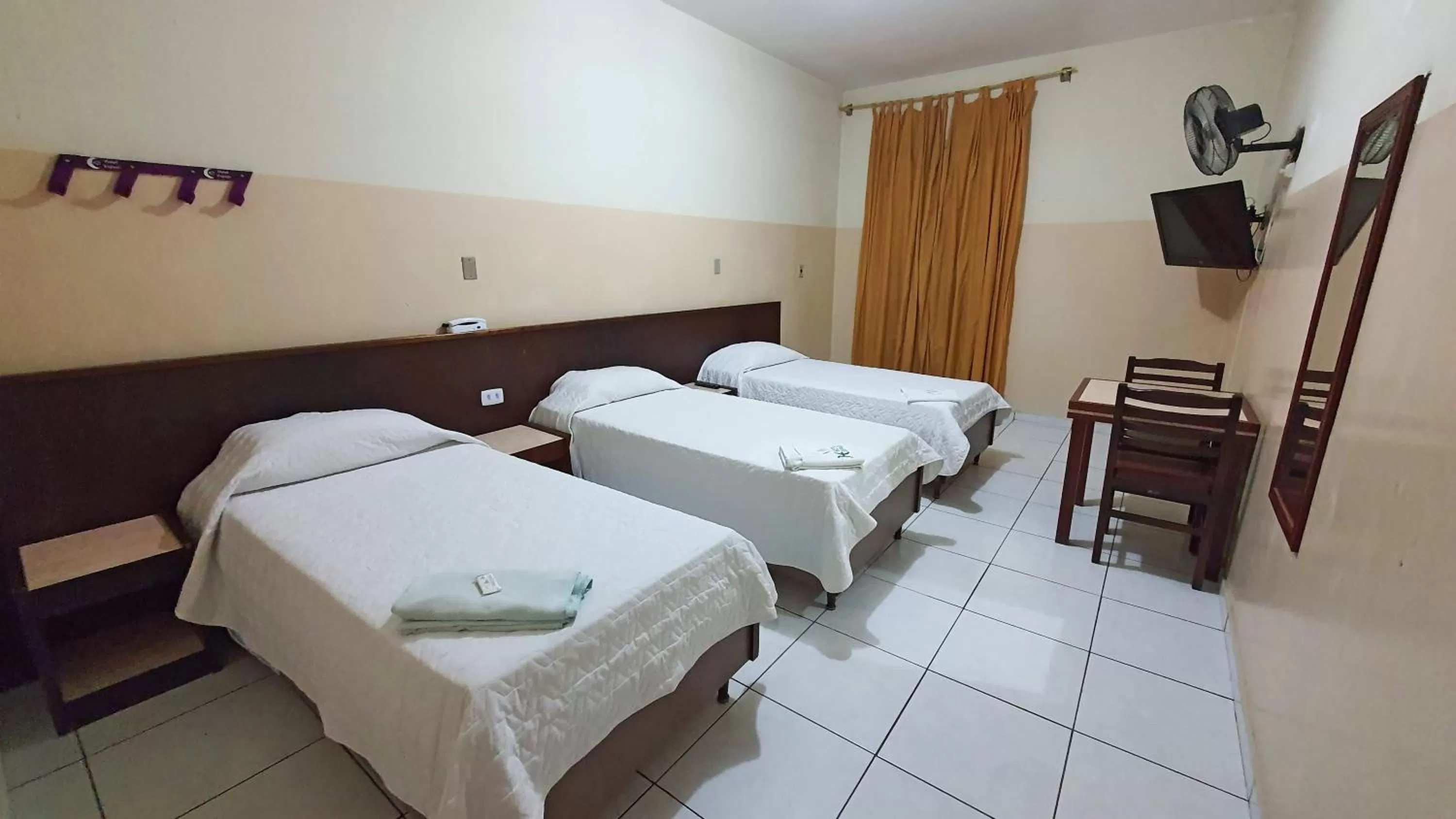 Bedroom, Bed in Hotel Plaza Olido