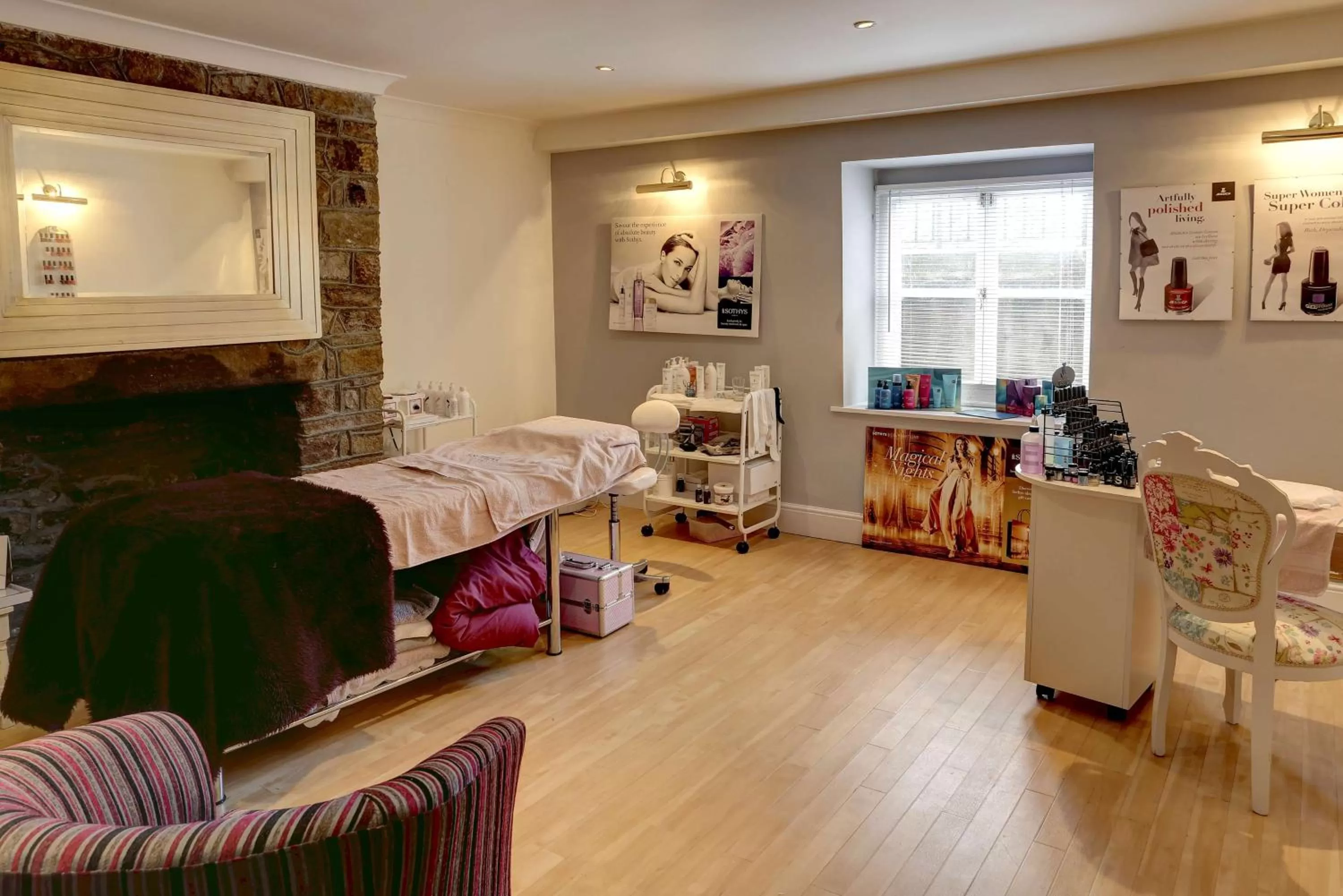 Activities, Bed in B/W Plus Buxton Lee Wood Hotel