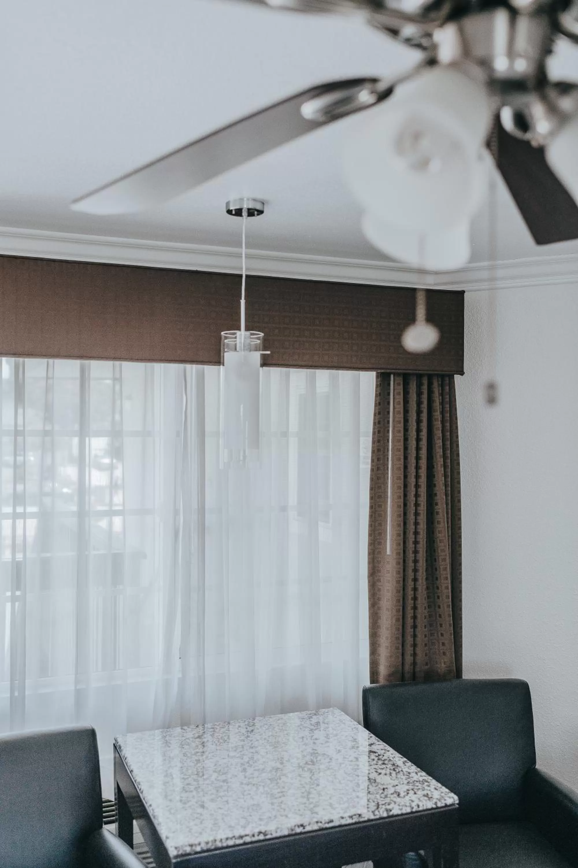 Photo of the whole room in Sea Air Inn & Suites - Downtown - Restaurant Row