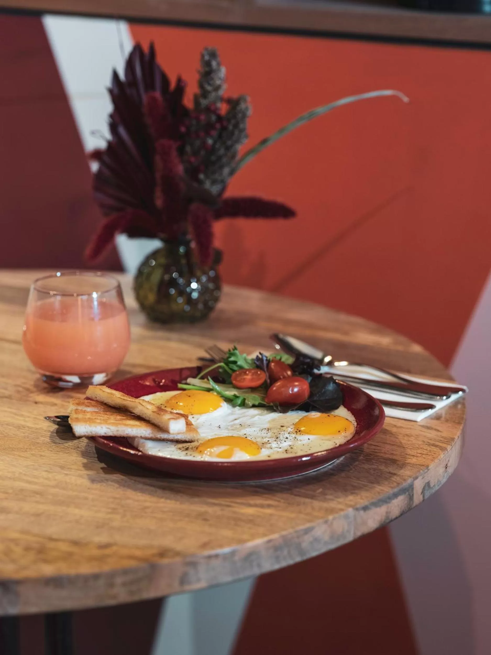 Breakfast in La Belle Ville