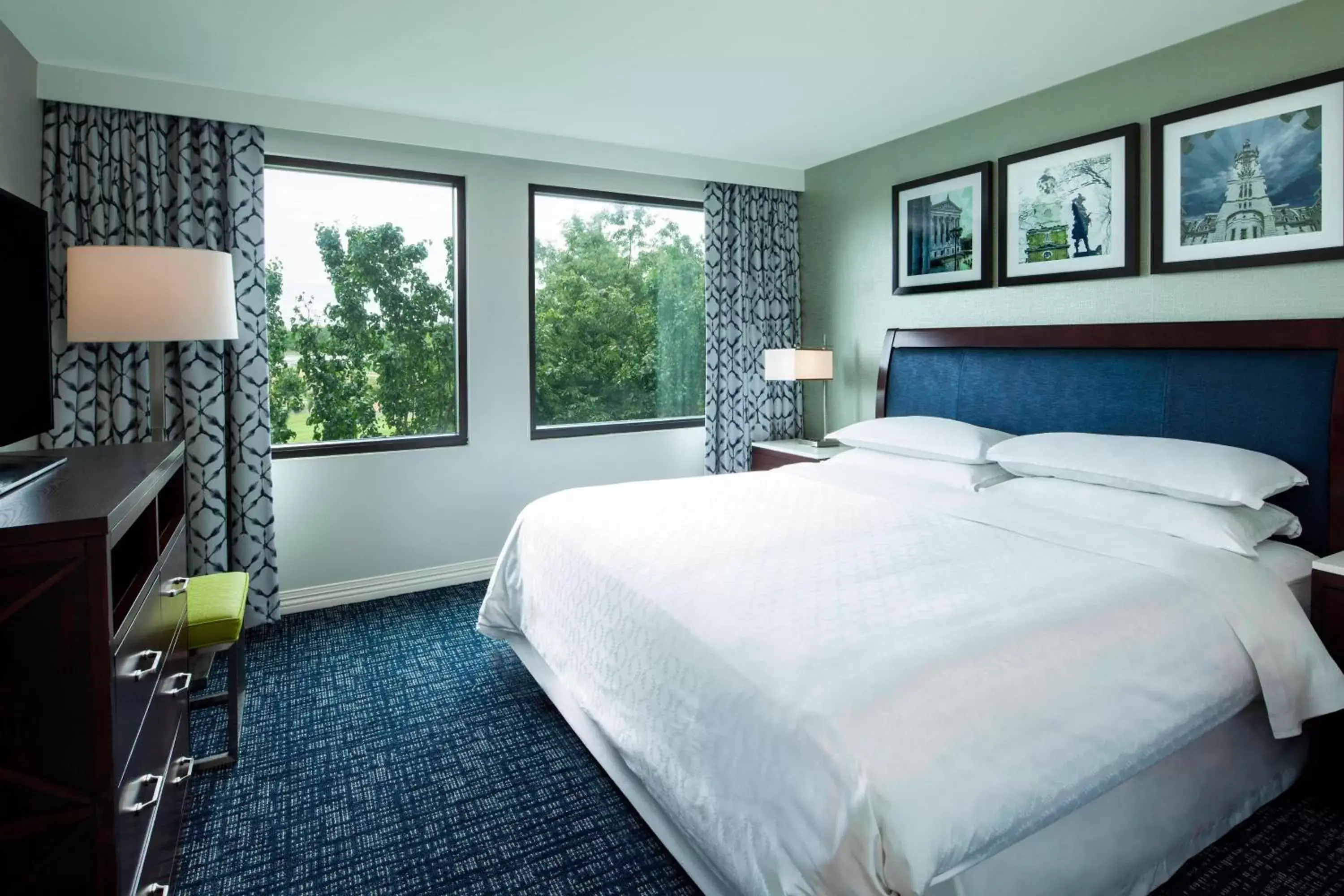 One-Bedroom Suite in Sheraton Suites Philadelphia Airport One-Bedroom Suite in Sheraton Suites Philadelphia Airport