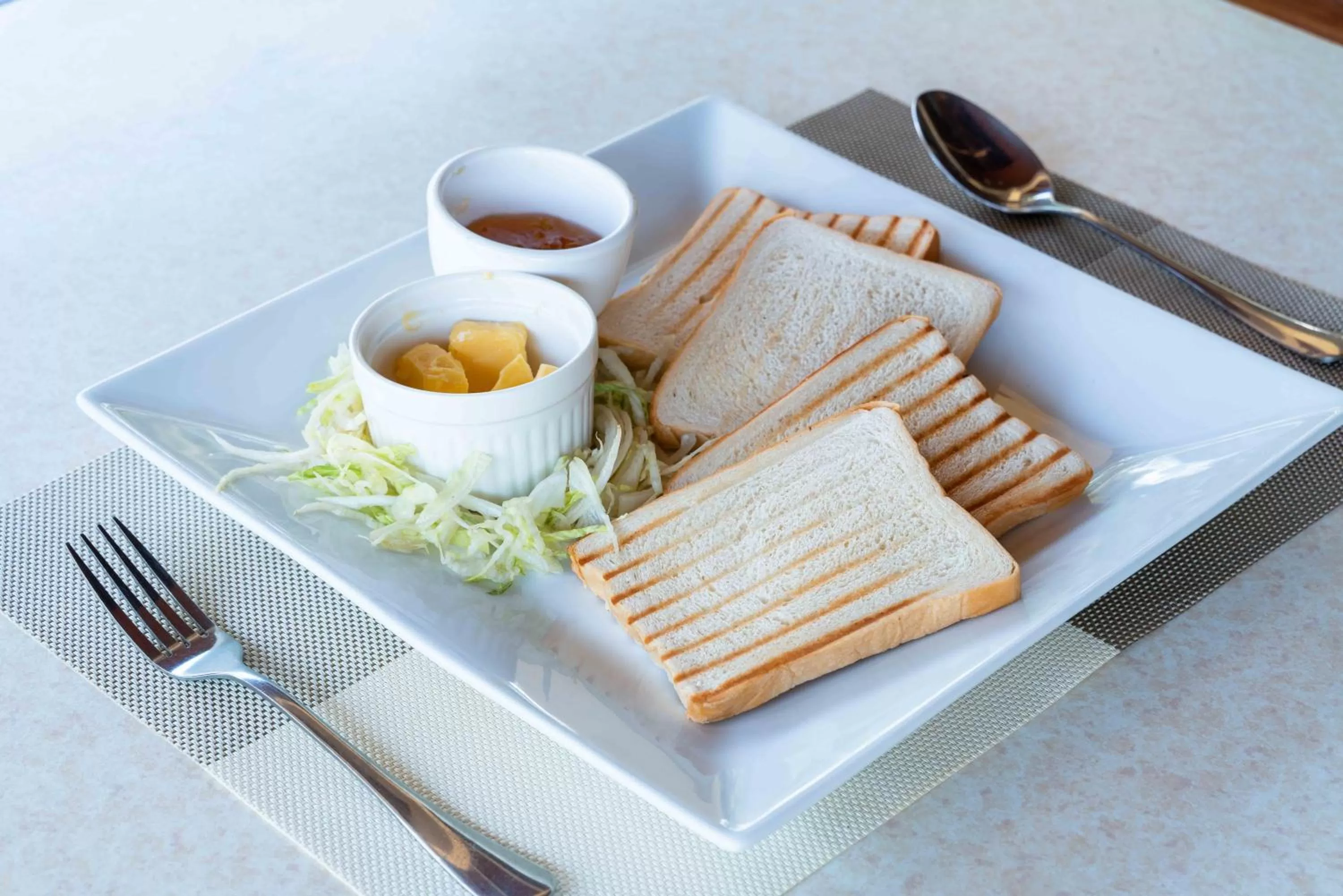 Restaurant/places to eat in MO2 Lagoon Coron