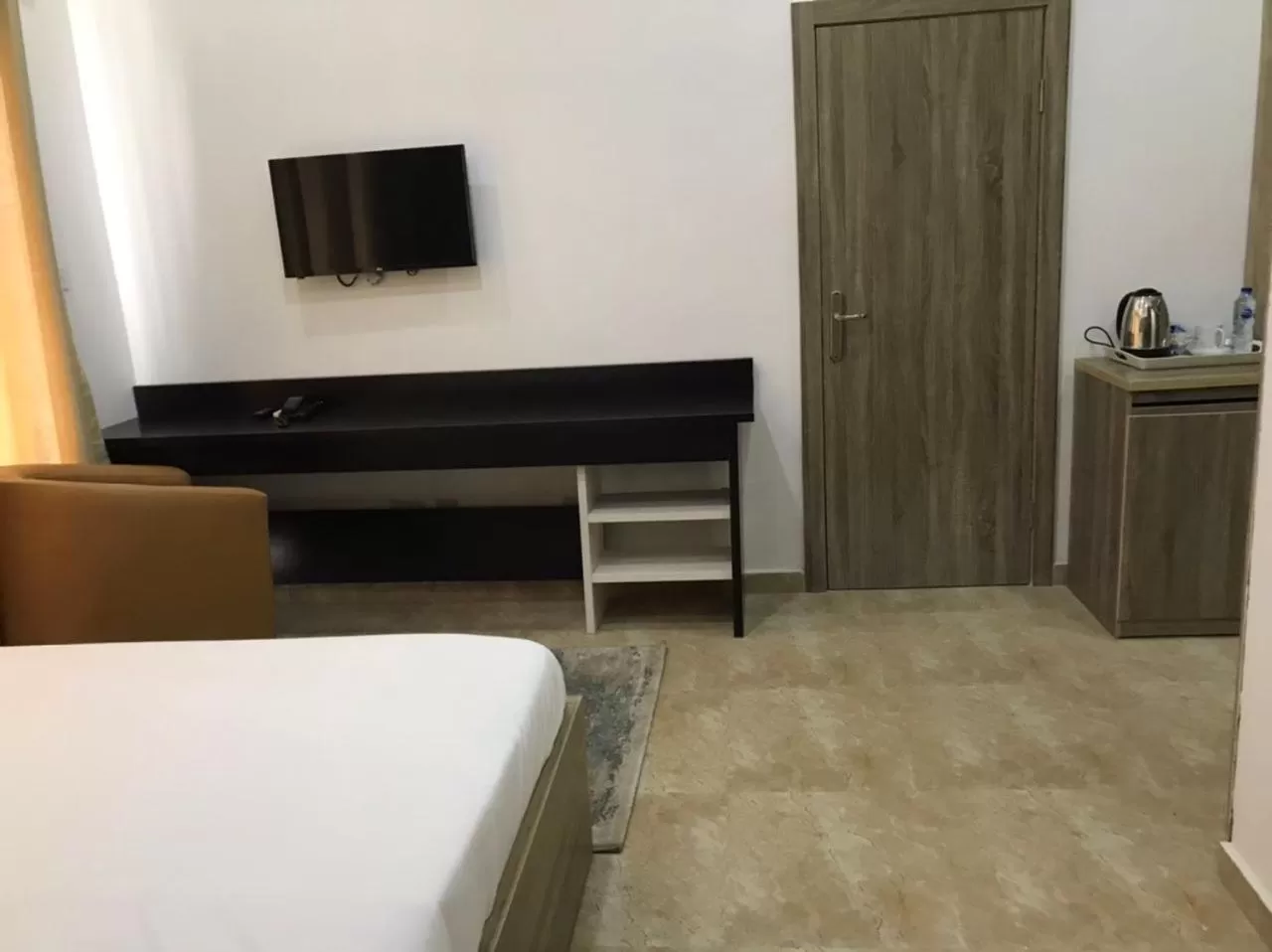 Bed in Hotel Capitol