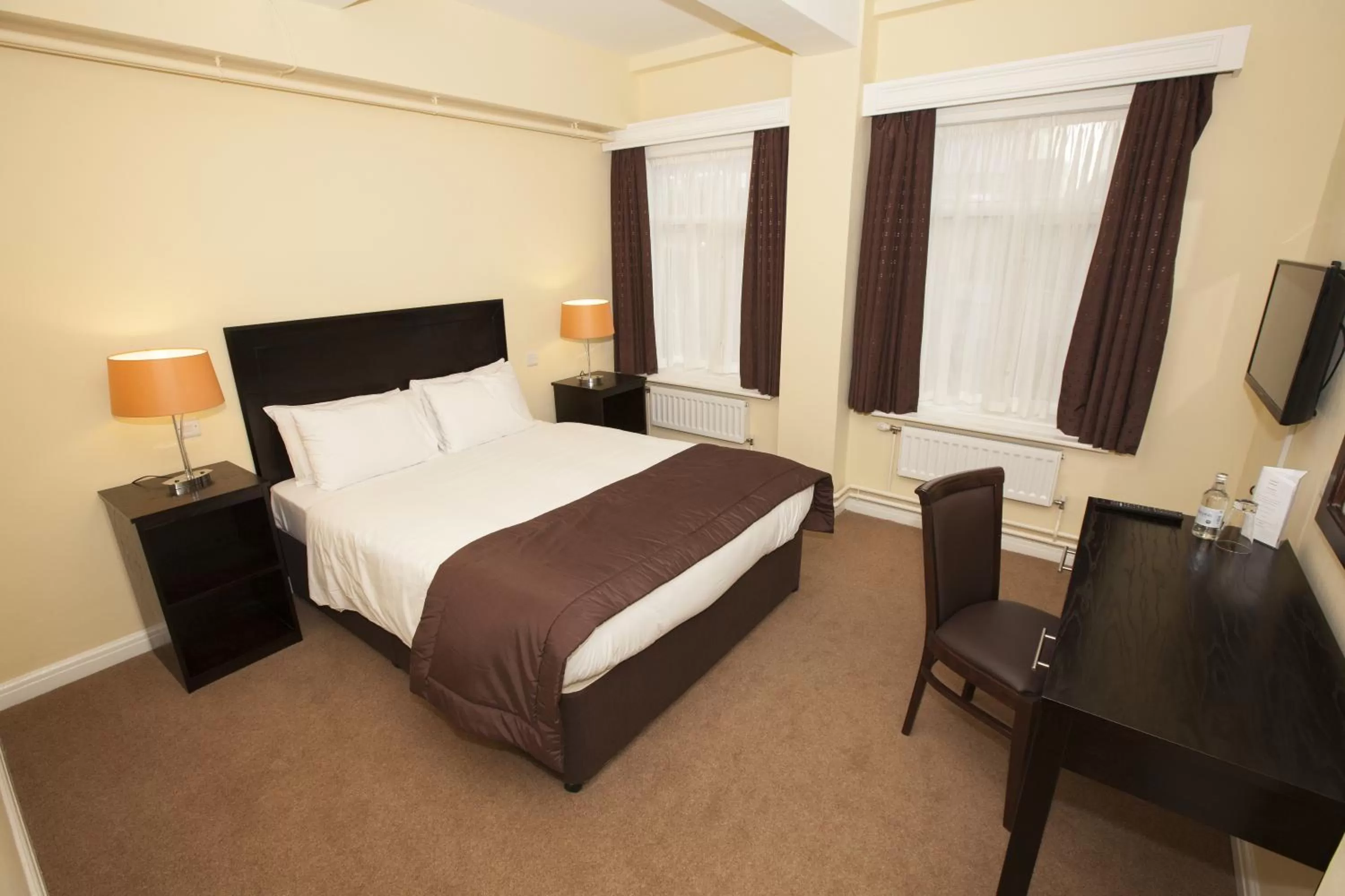 Bedroom, Bed in Dolphin SA1