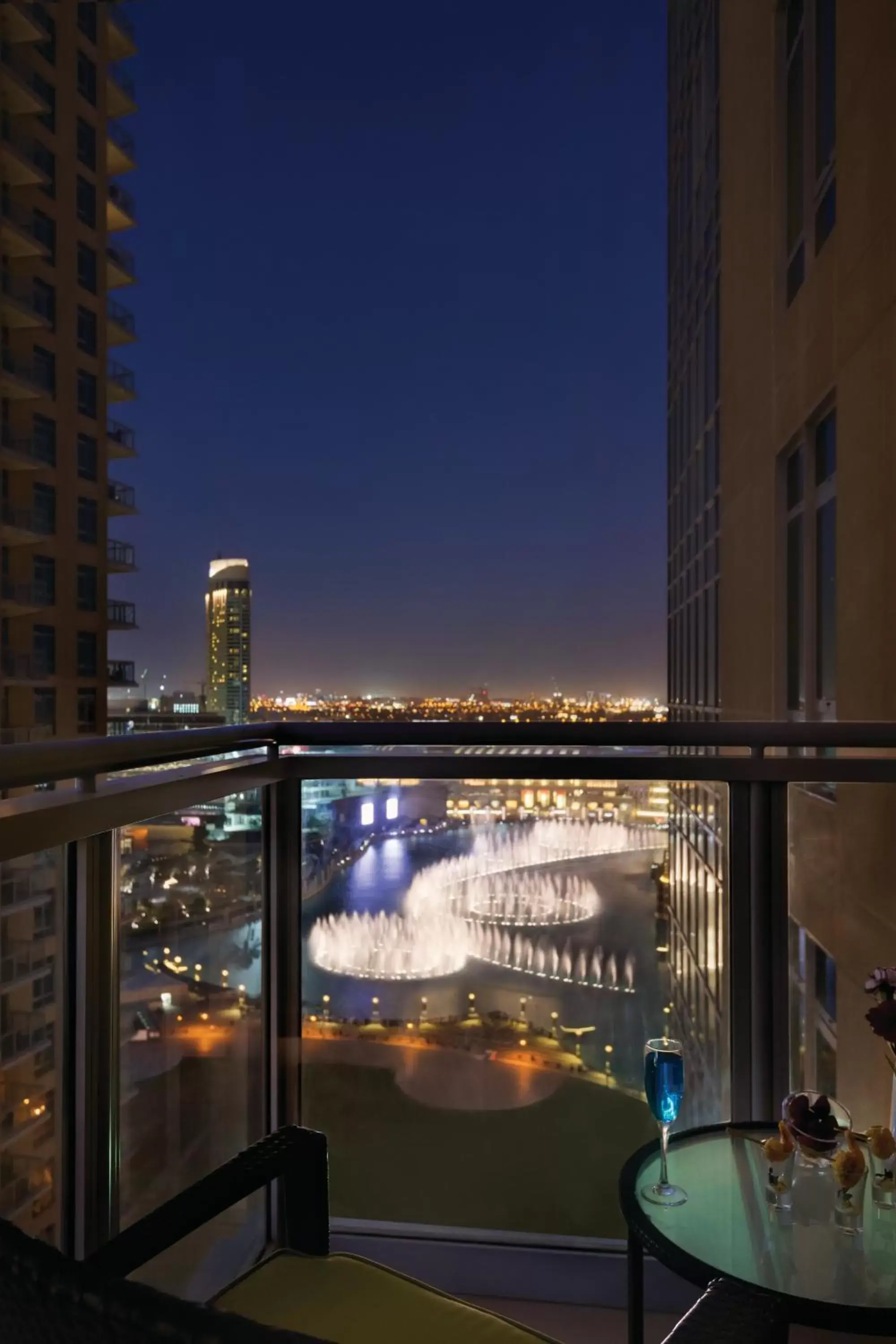 1 Bedroom, Balcony King, Fountain View, Non-Smoking in Ramada by Wyndham Downtown Dubai 1 Bedroom, Balcony King, Fountain View, Non-Smoking in Ramada by Wyndham Downtown Dubai