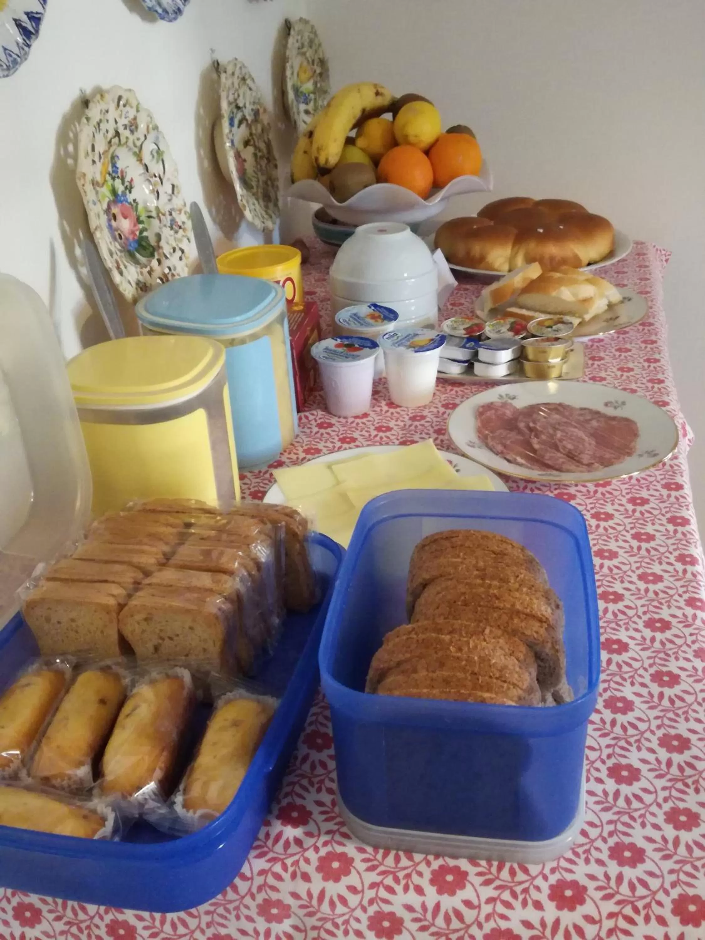 Continental breakfast in B&B LE ORTENSIE