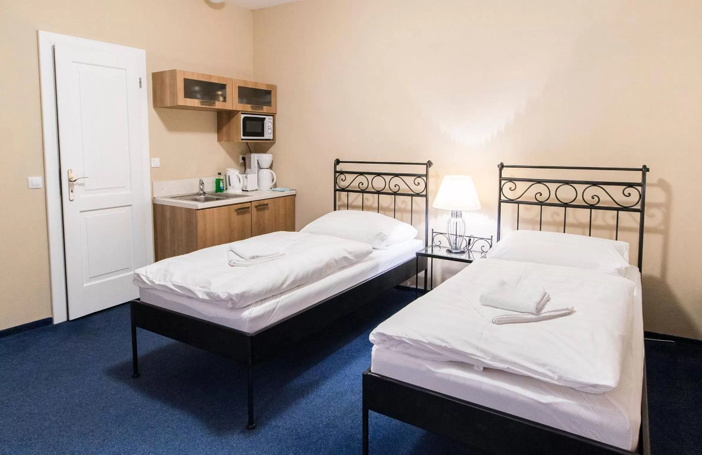 Coffee/tea facilities, Bed in Apartma La Provence