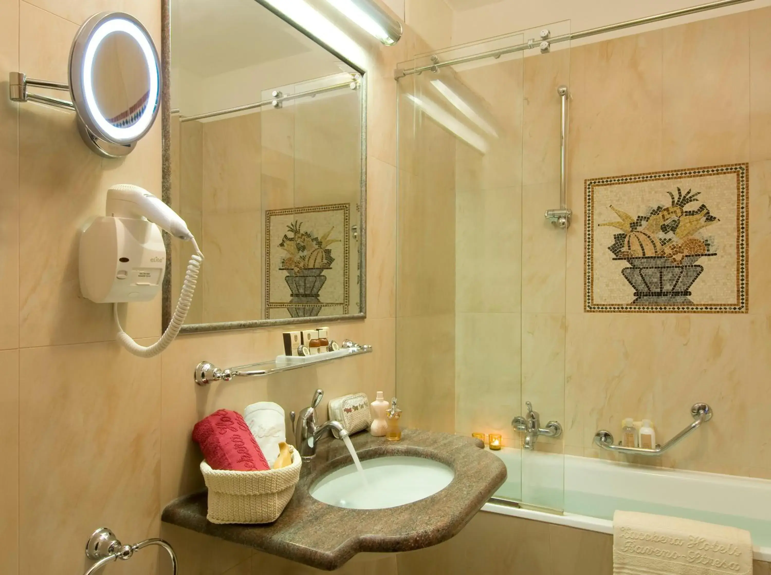 Deluxe Double or Twin Room - Mountain Side in Grand Hotel Dino Deluxe Double or Twin Room - Mountain Side in Grand Hotel Dino