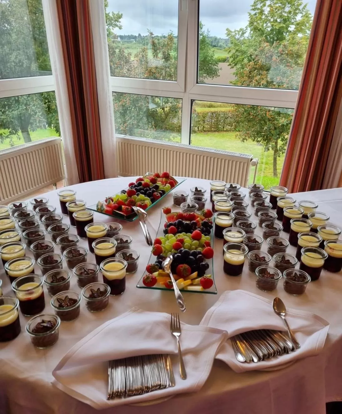 Restaurant/places to eat in Hotel Trebeltal