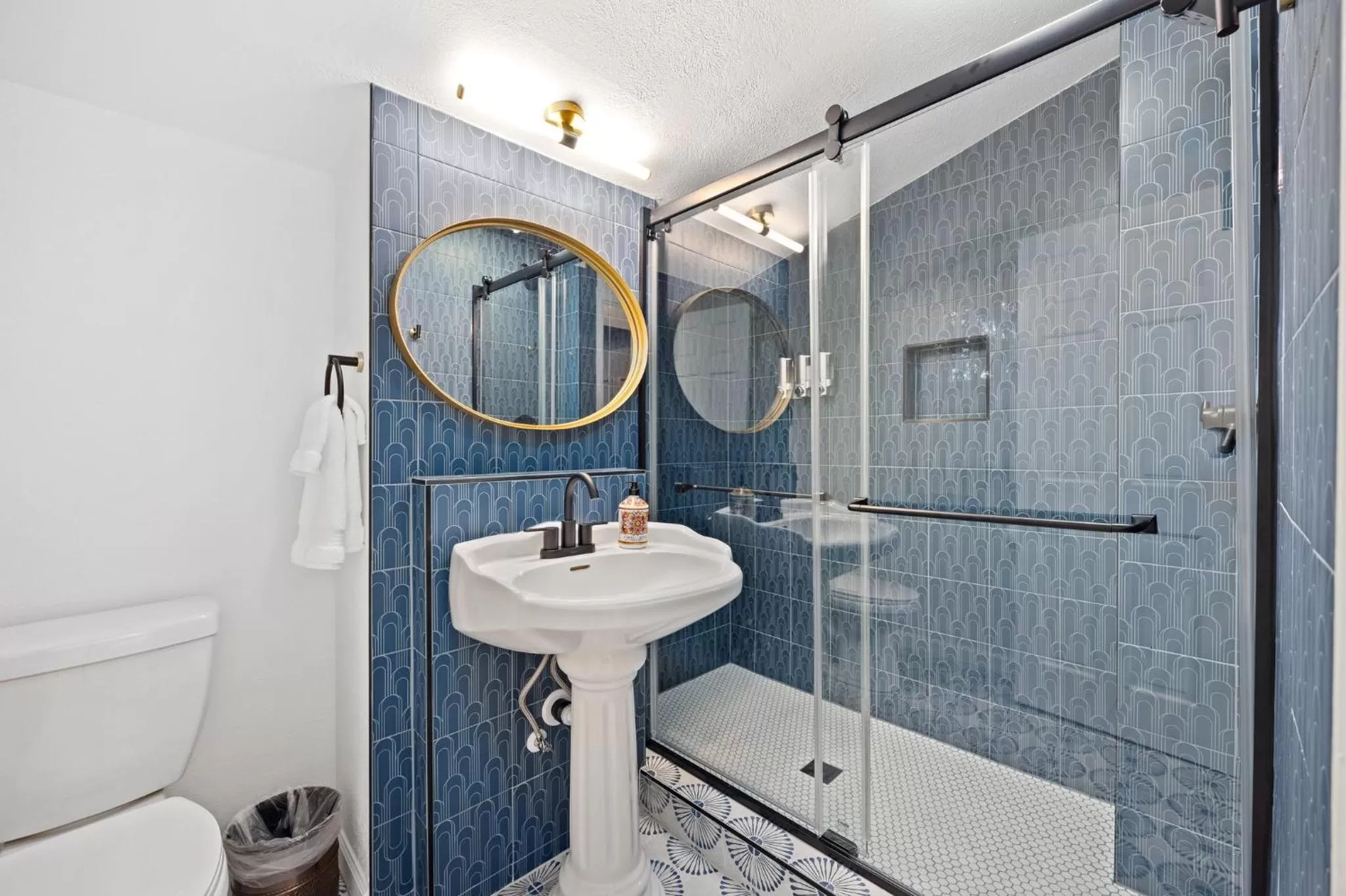 Shower in Flora House Denver