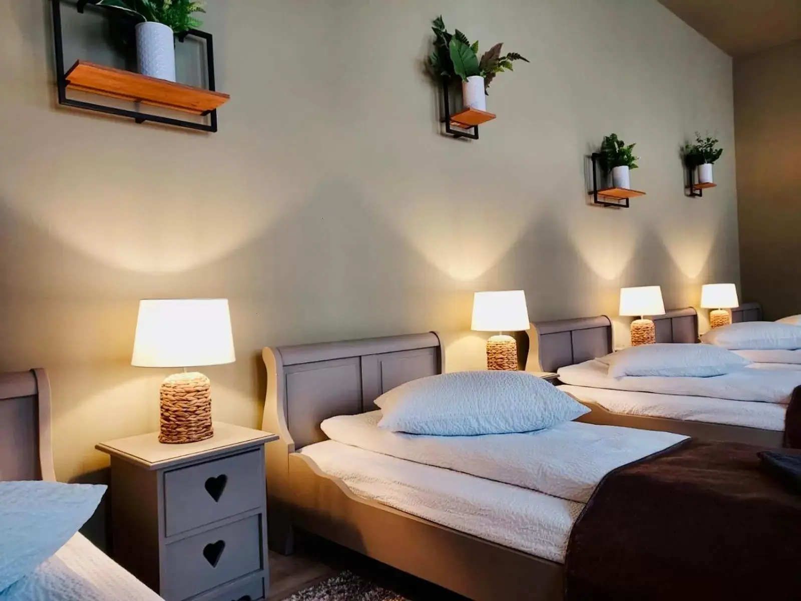 Mixed Dormitory Room in Zakarias Apartments Mixed Dormitory Room in Zakarias Apartments