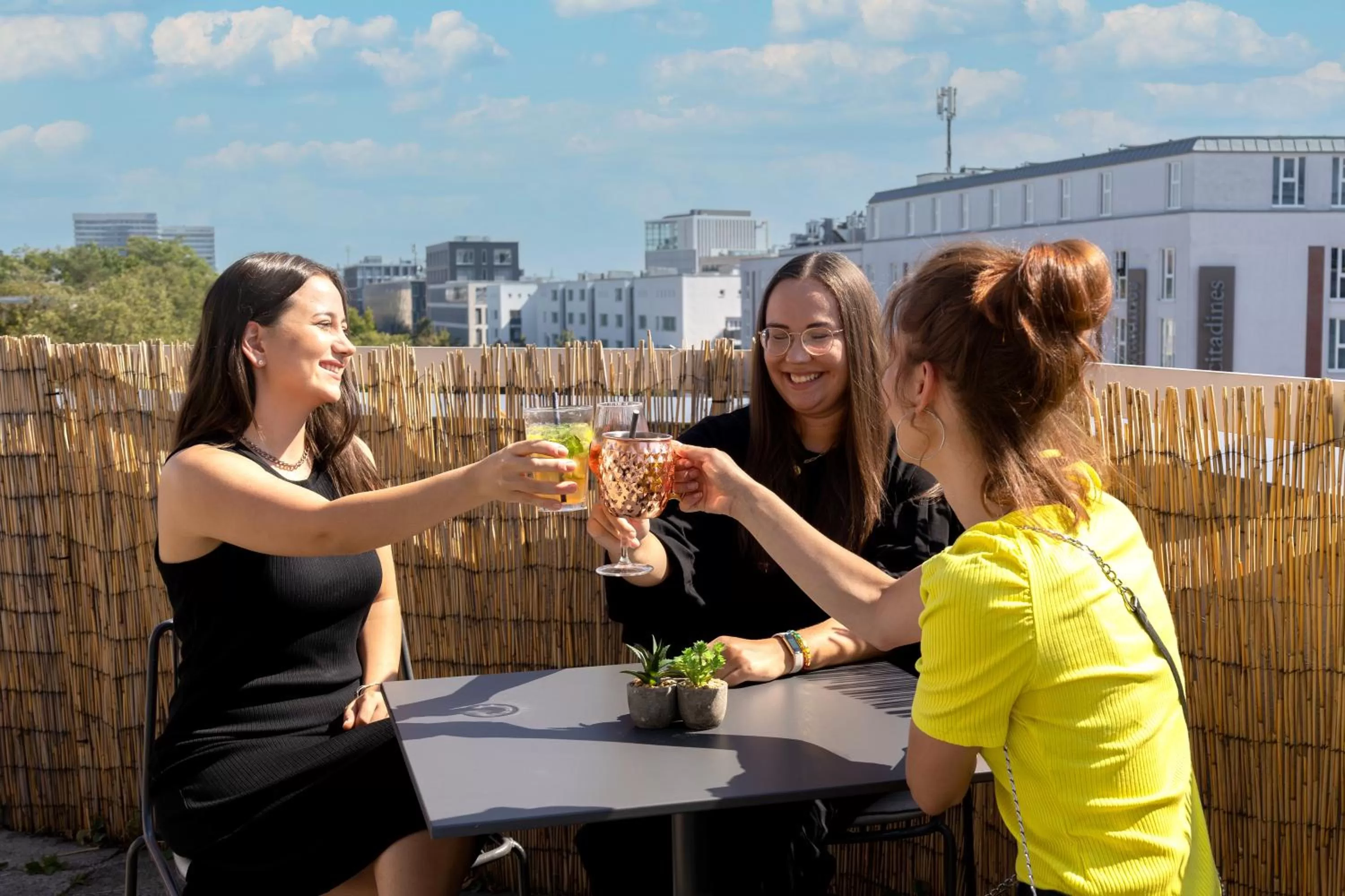 Balcony/Terrace in a&o München Hackerbrücke