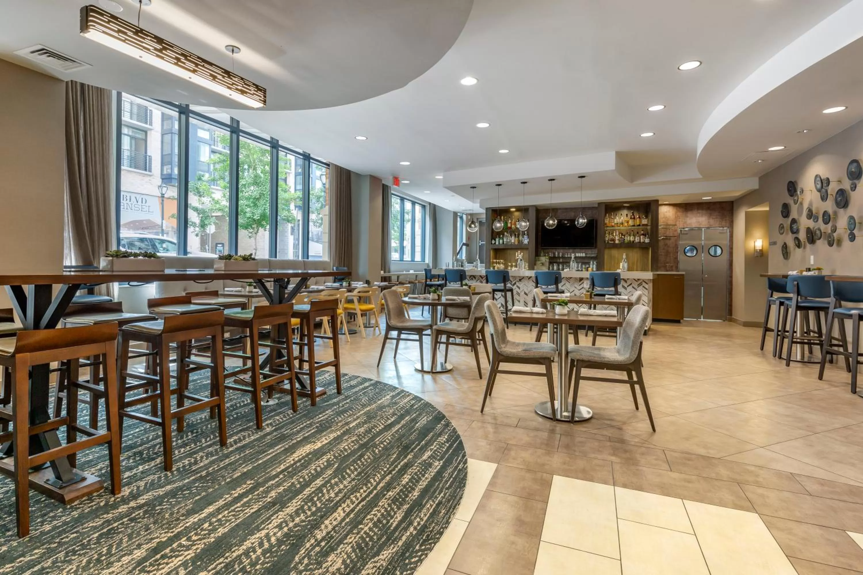 Restaurant/places to eat in Cambria Hotel Rockville