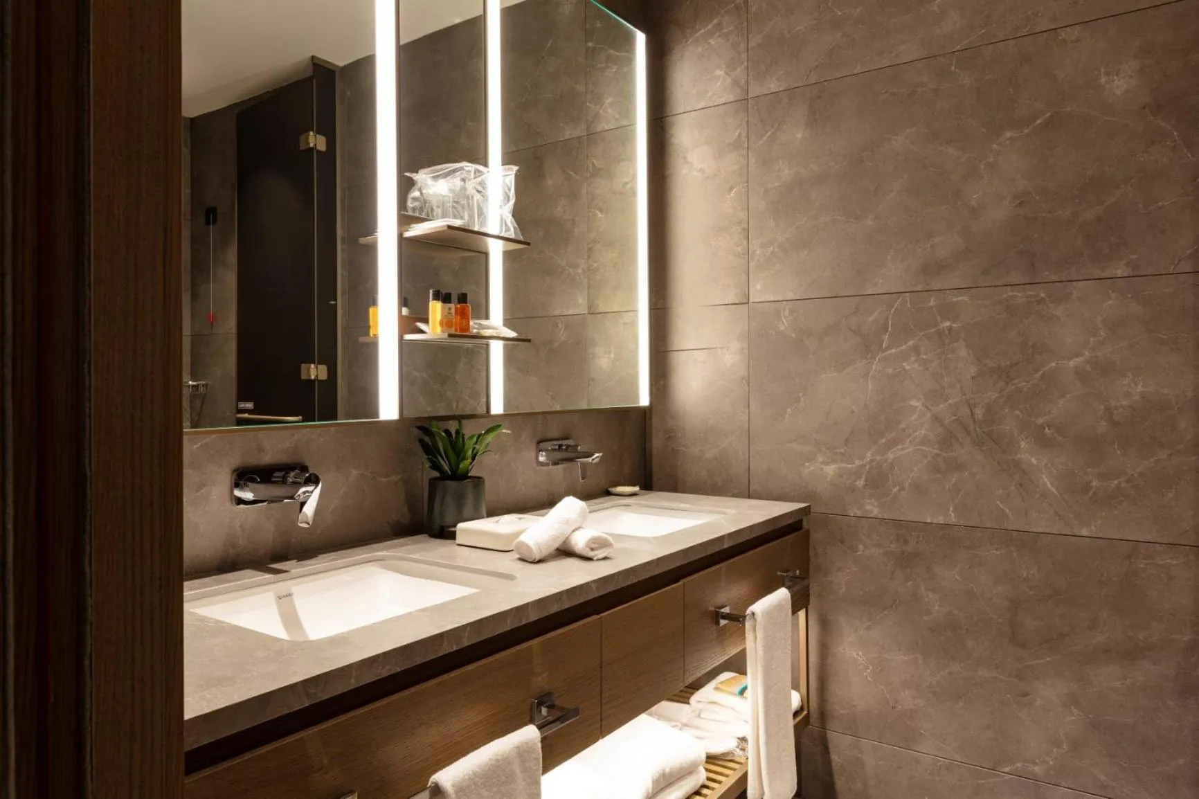 Grand Suite Room in NG Enjoy