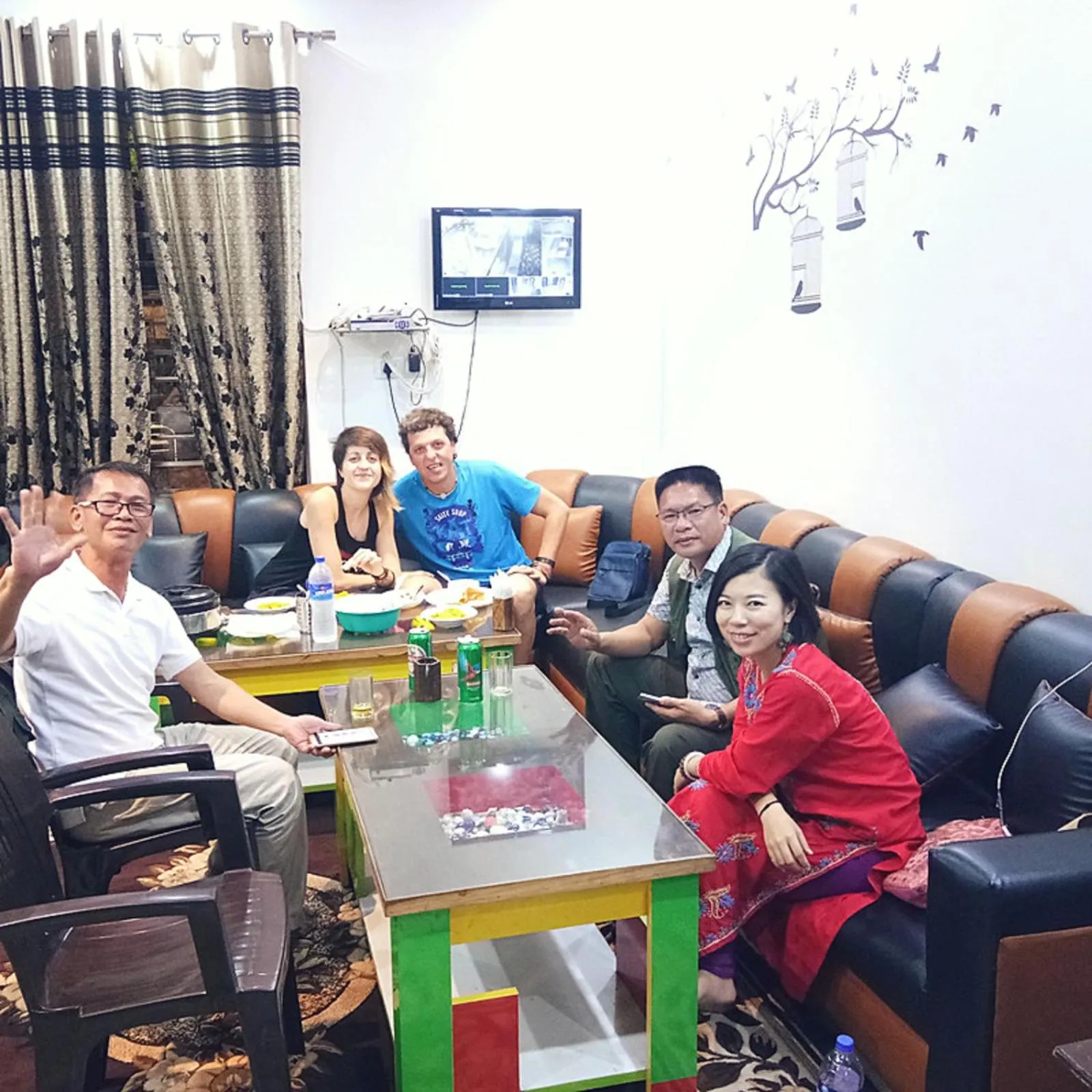 Continental breakfast in Friends Home Stay - Agra