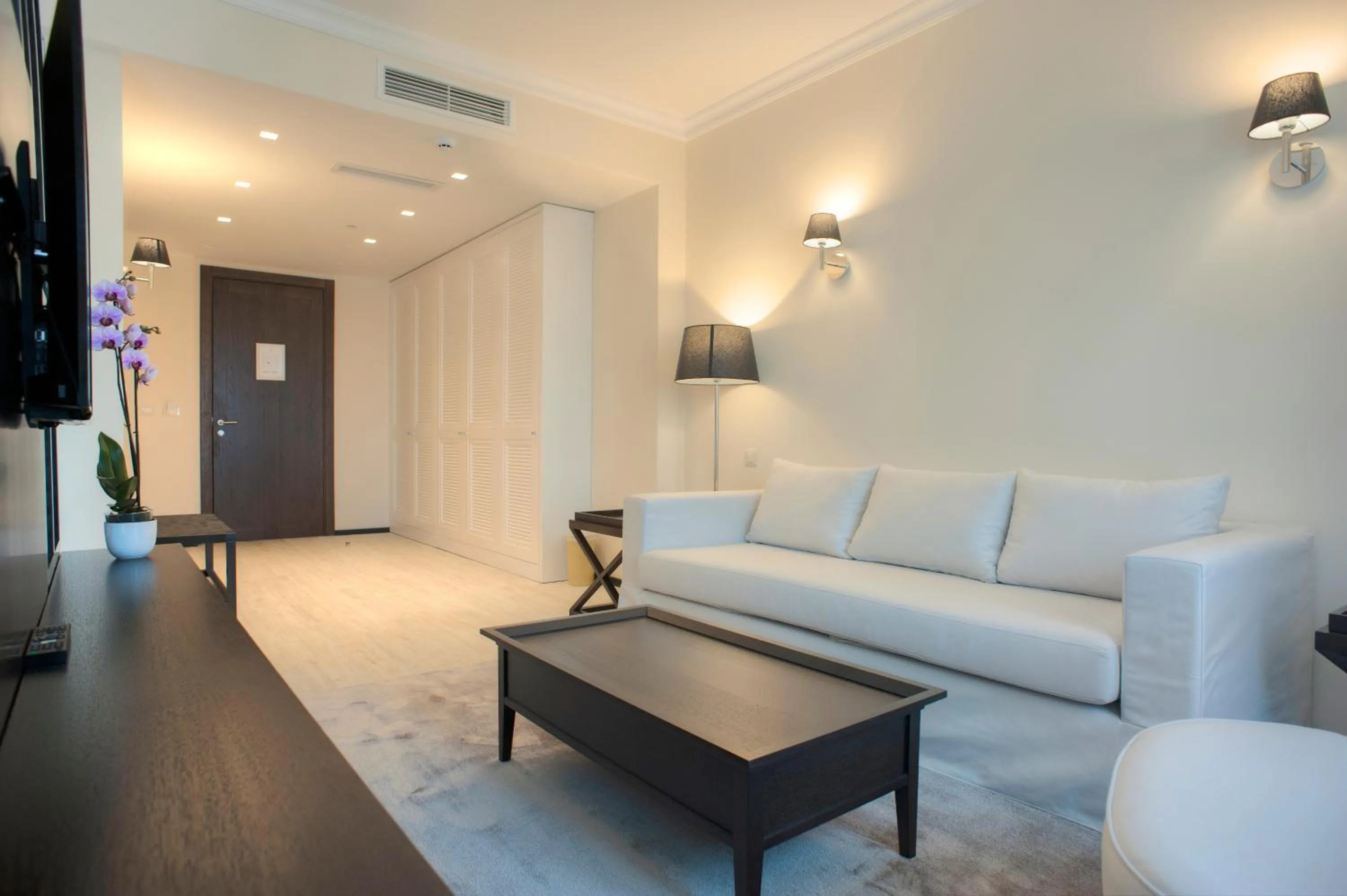 TV and multimedia in Hotel Moskva