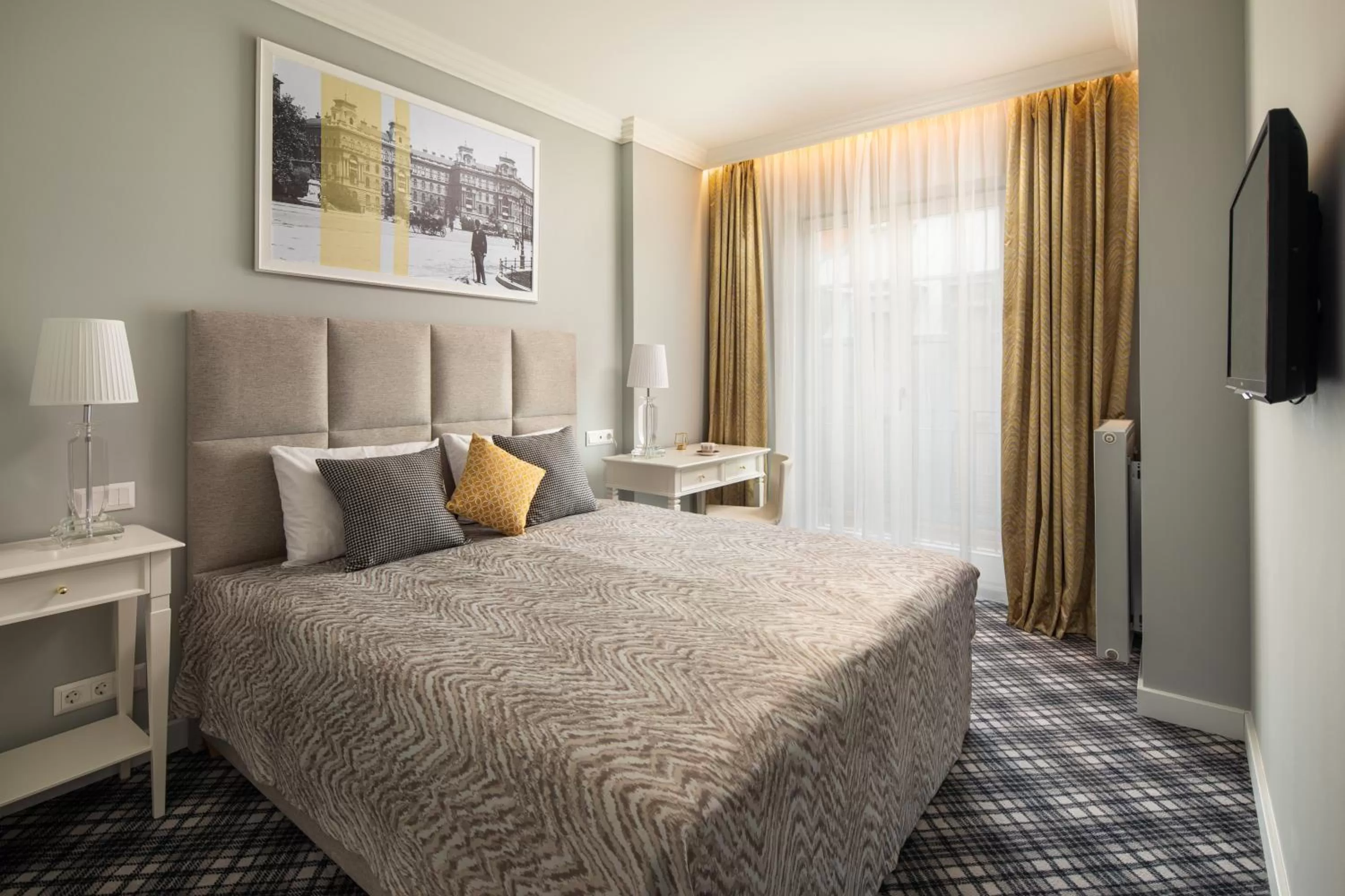 Bedroom, Bed in Mamaison Residence Izabella Budapest