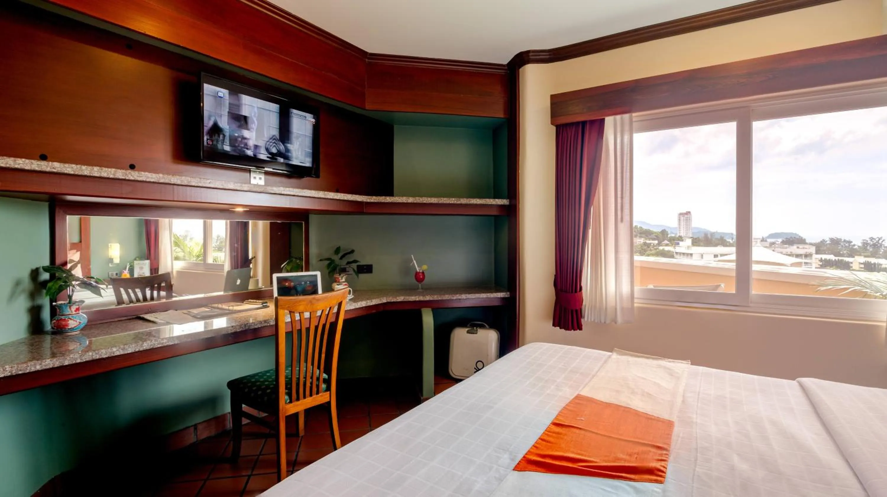 Bedroom, Bed in Pacific Club Resort