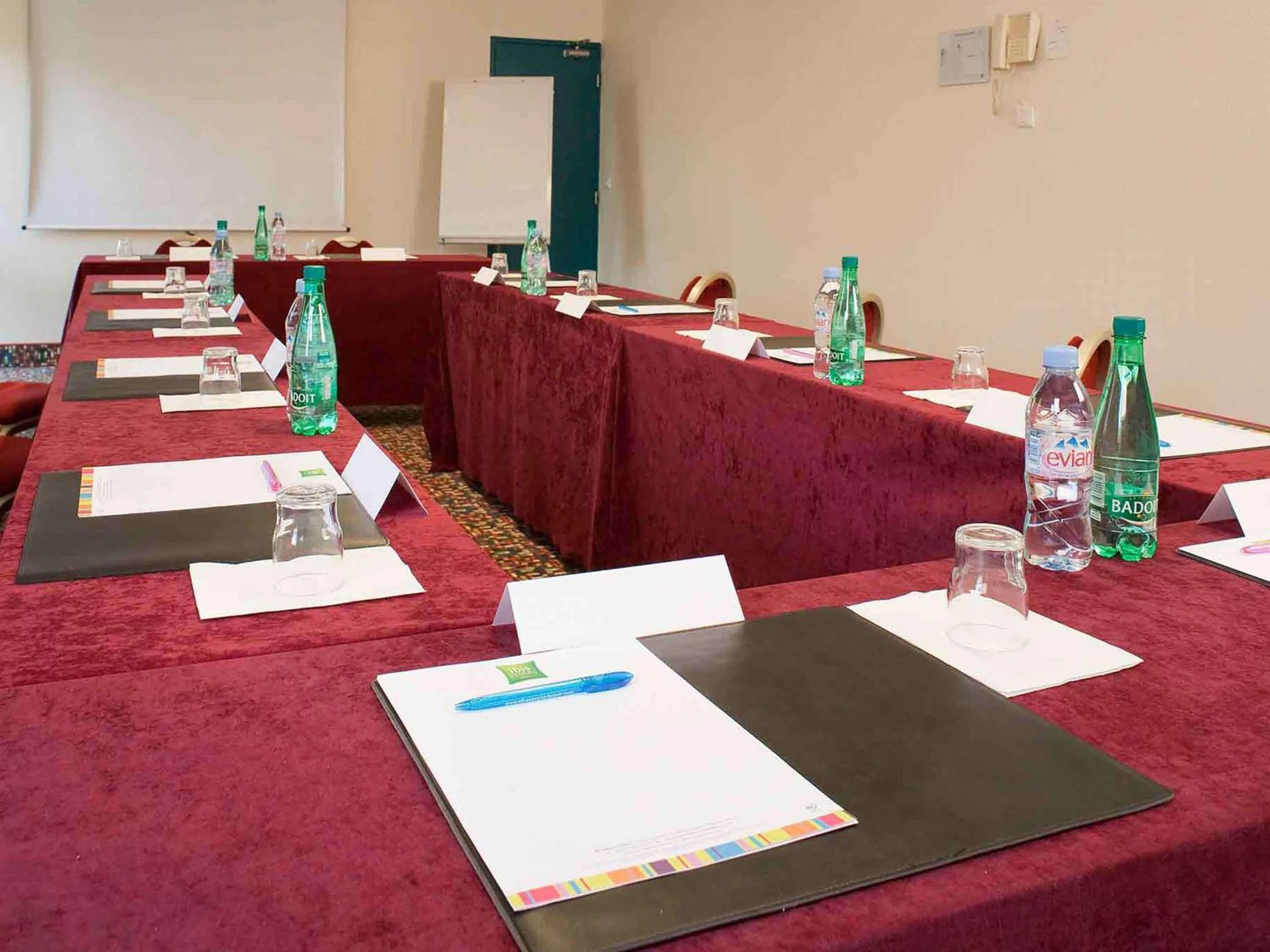 On site in ibis Styles Orléans