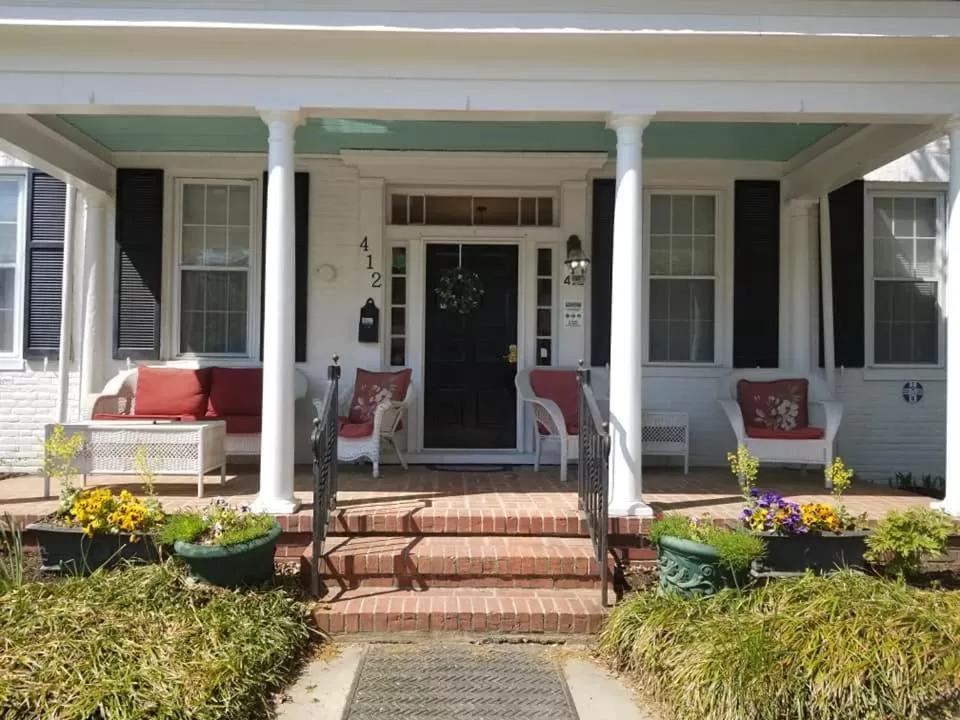 Property building in Old Brick Inn