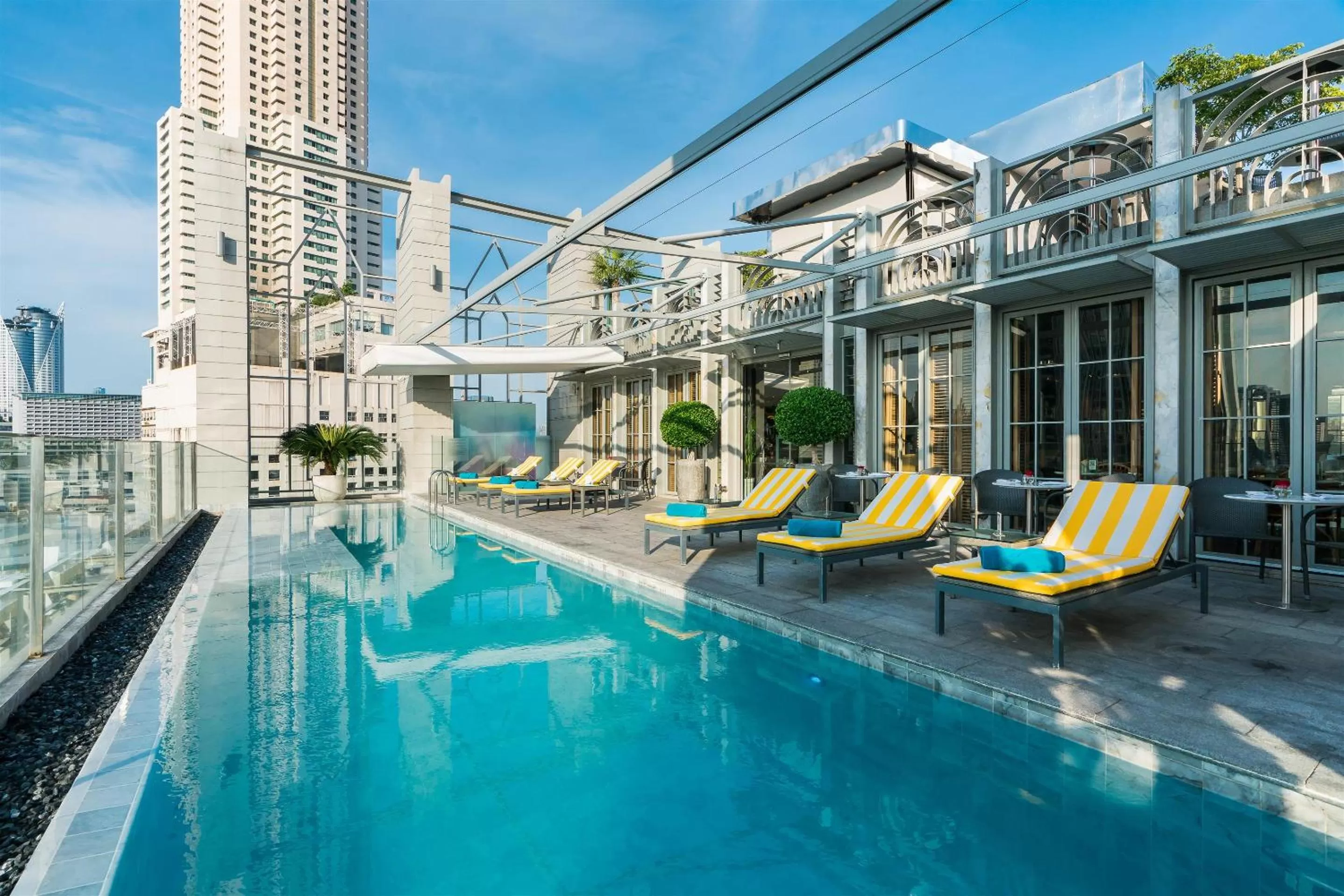 Swimming pool in Akara Hotel
