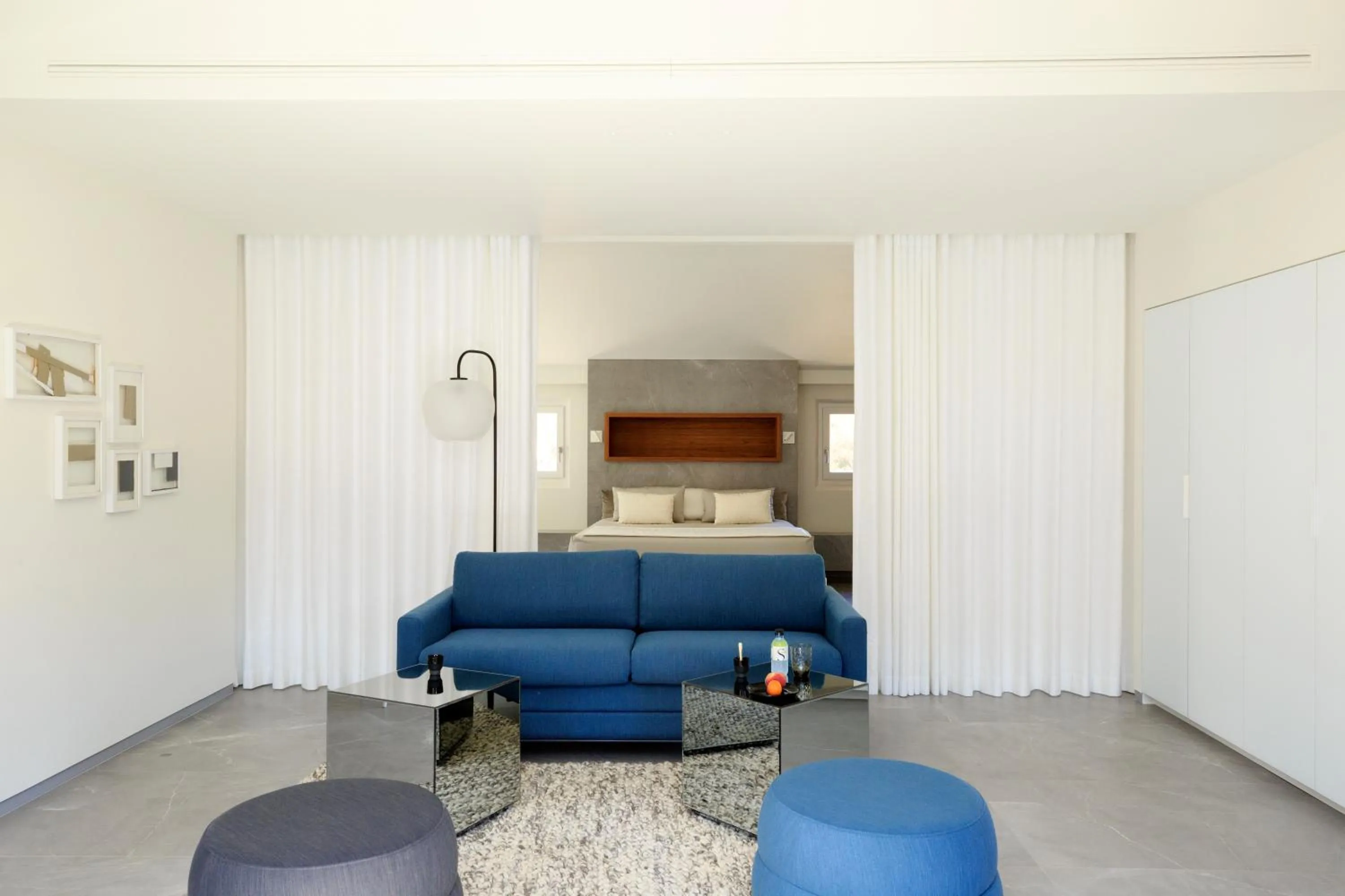 Living room, Bed in Hotel Centre Nautique