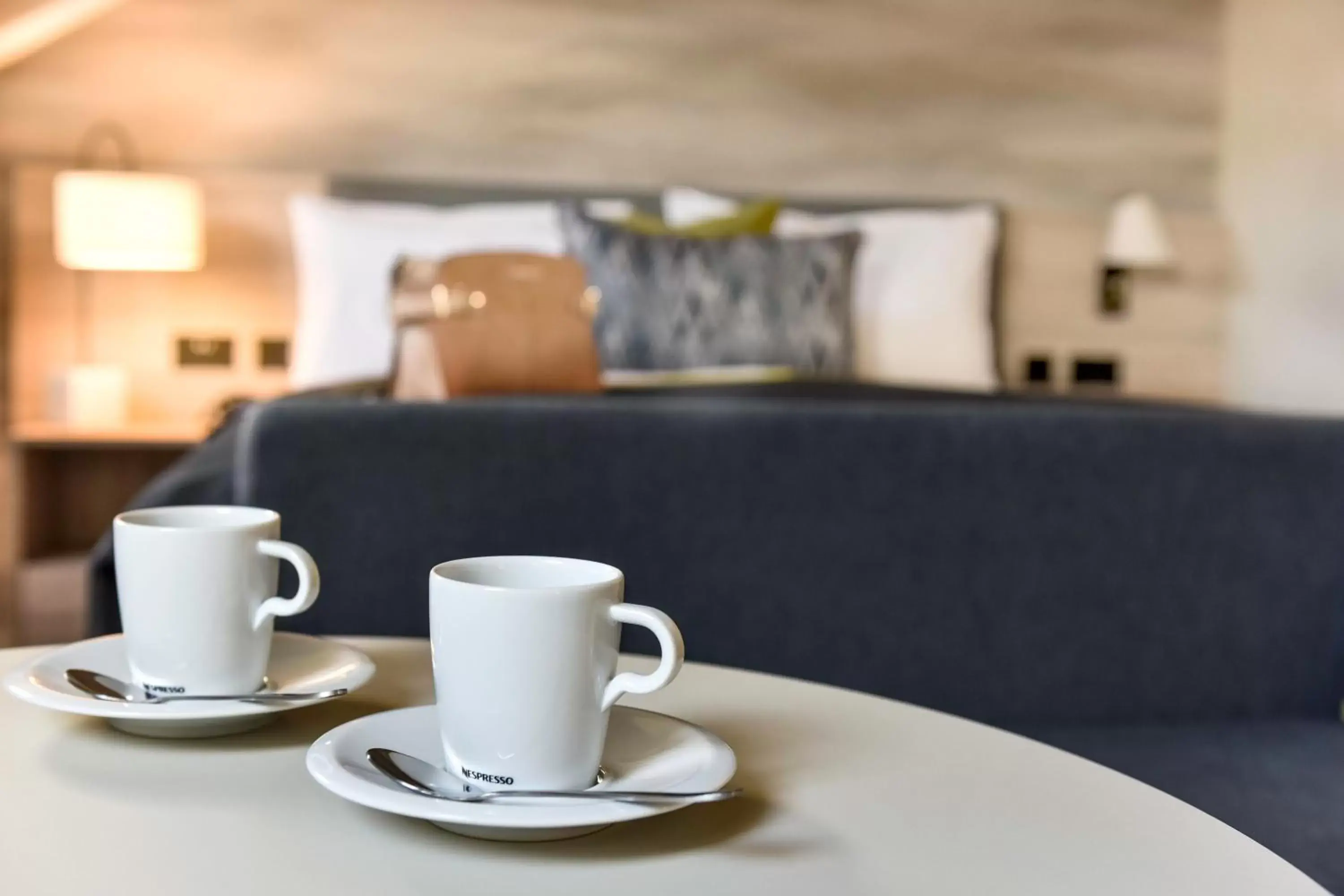 Studio Queen Suite - Disability Access in Staybridge Suites - Dundee, an IHG Hotel Studio Queen Suite - Disability Access in Staybridge Suites - Dundee, an IHG Hotel