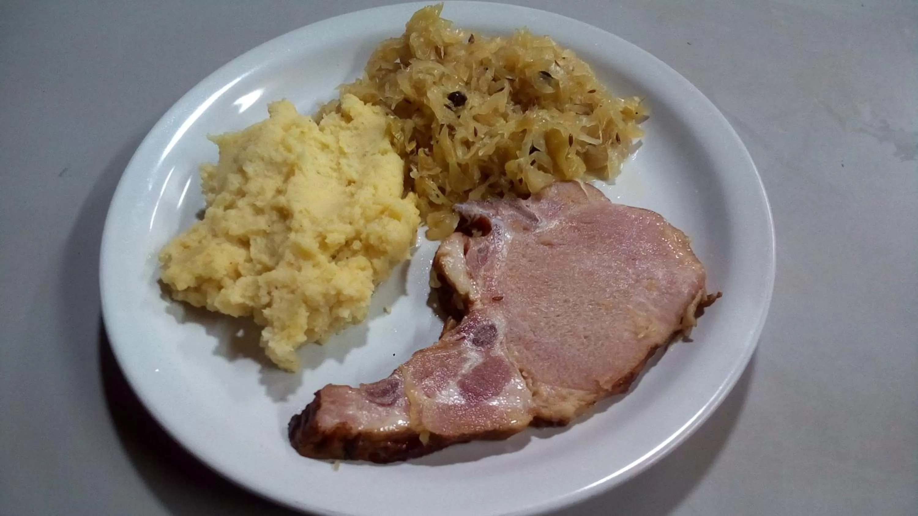 Restaurant/places to eat in Rainbow Village