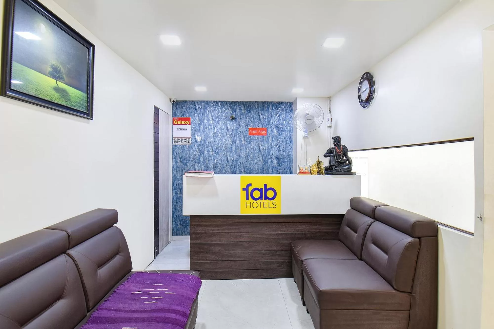 Lobby or reception in FabExpress Galaxy Apartments - Lohegaon chowk
