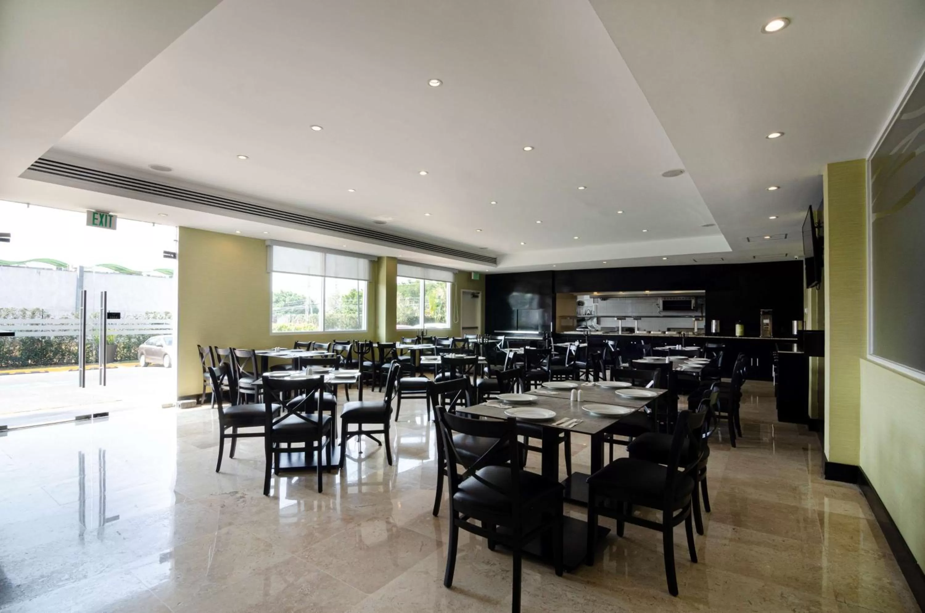 Restaurant/places to eat in DoubleTree by Hilton Queretaro