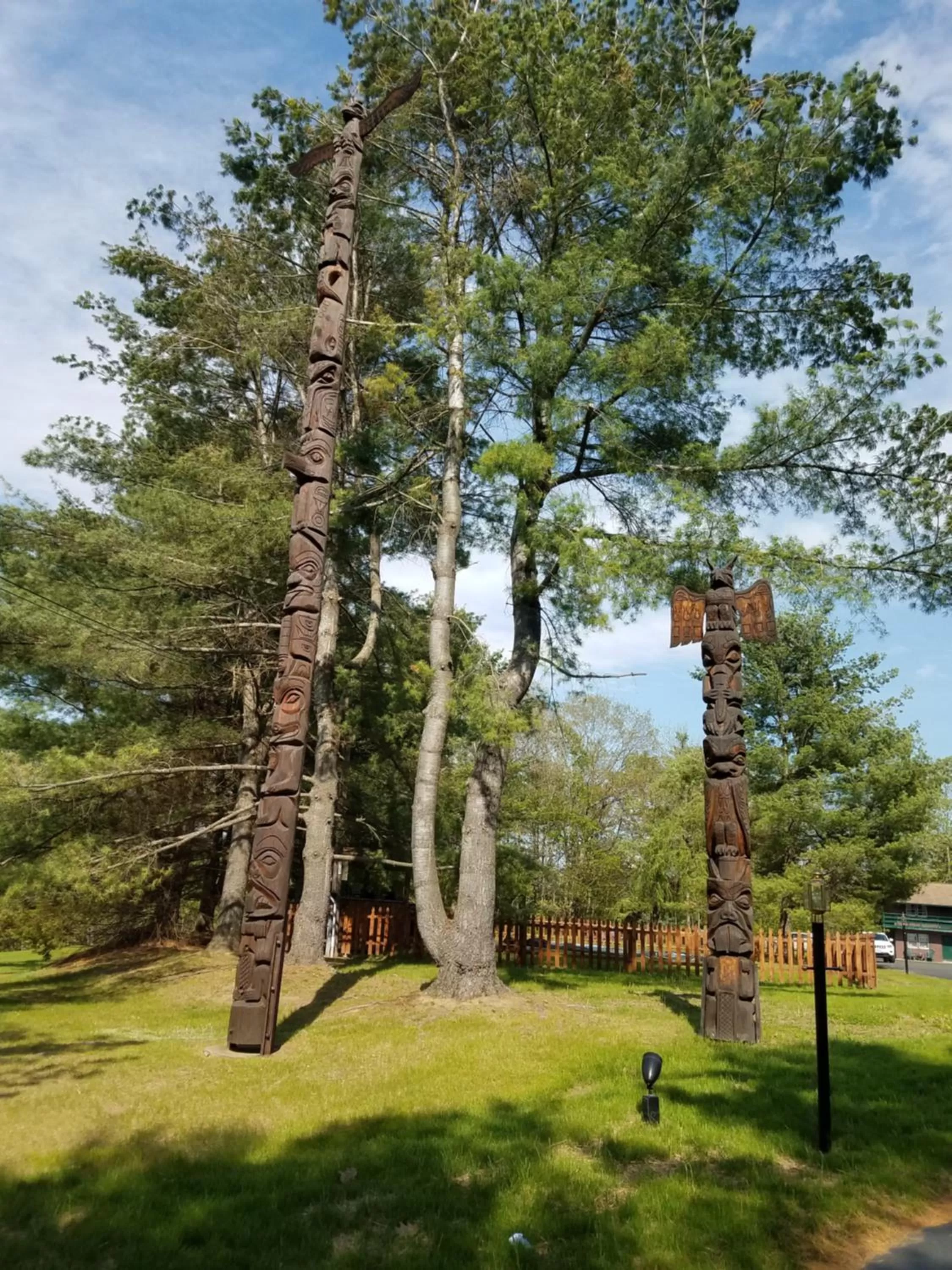 Property building in Nootka Lodge