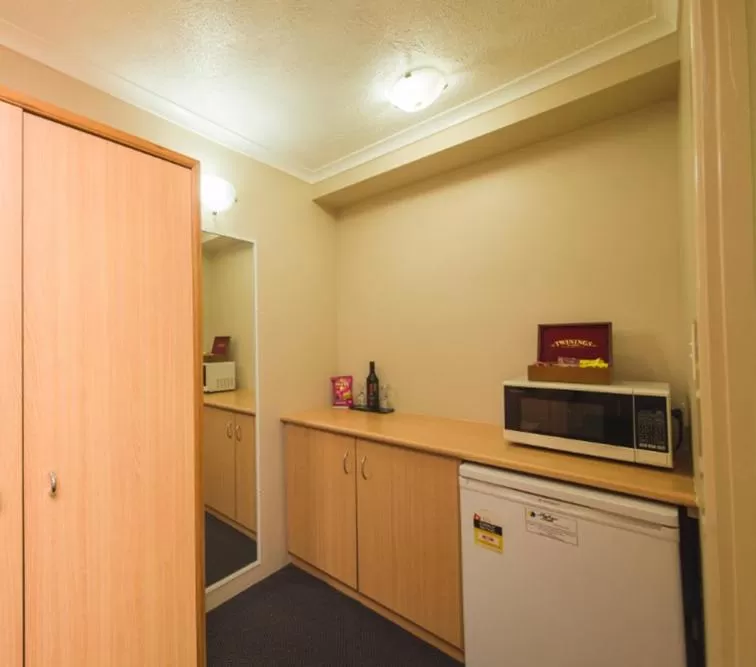 Harbour Sails Motor Inn