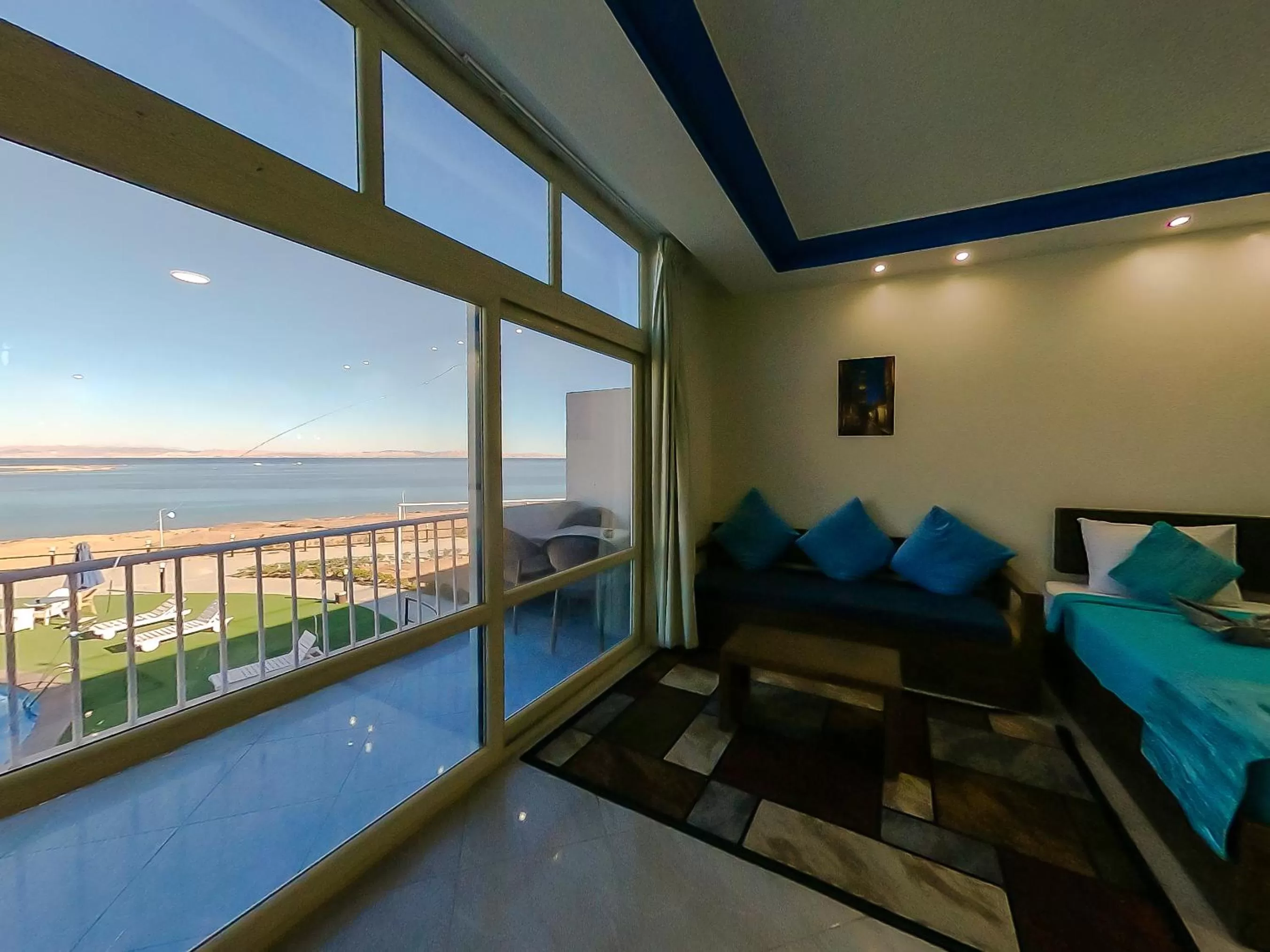 Bed in Seaview Panorama Hotel