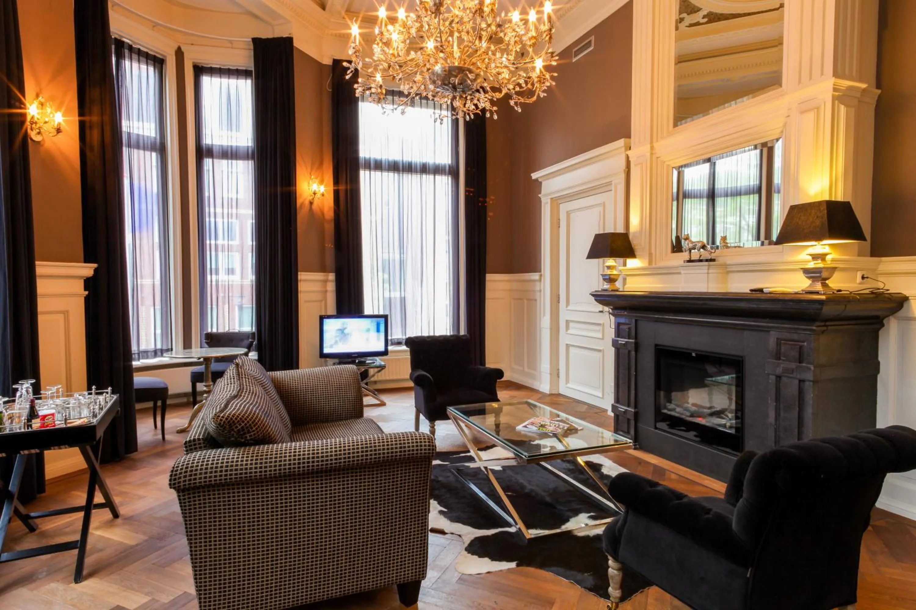 Living room in Post-Plaza Hotel & Grand Café