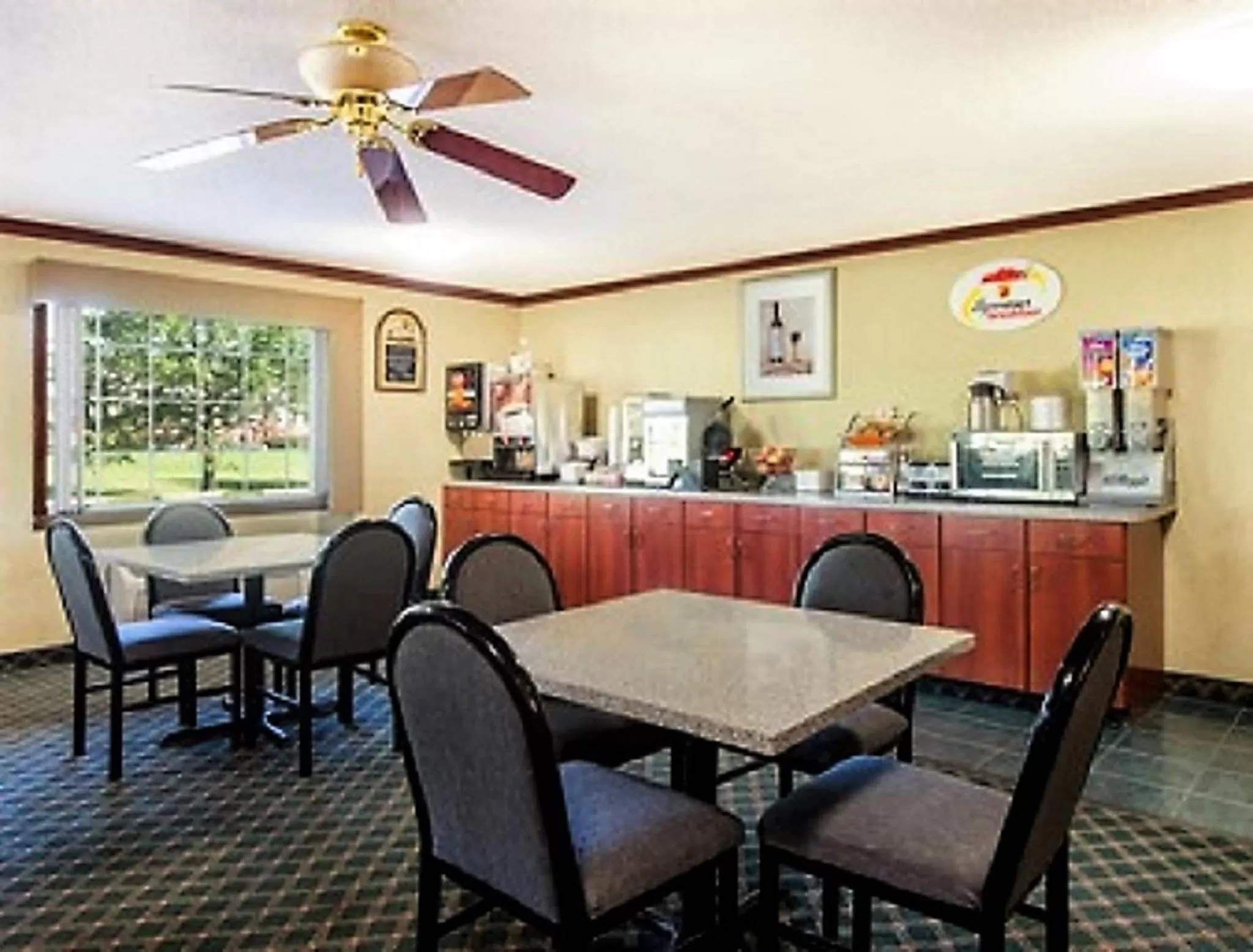 Meeting/conference room in Super 8 by Wyndham Marysville