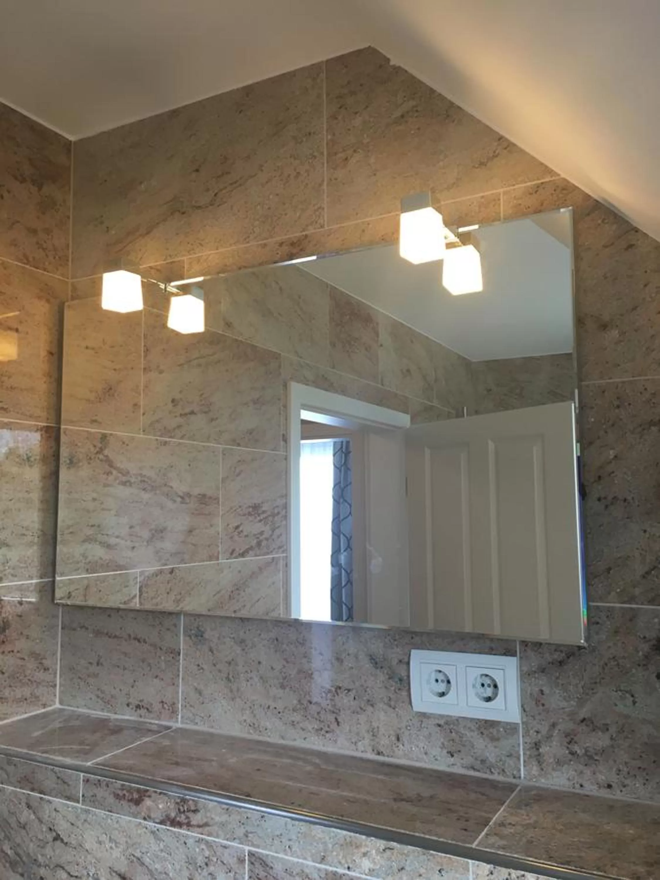 Property building in Merkel Villa Apartamente