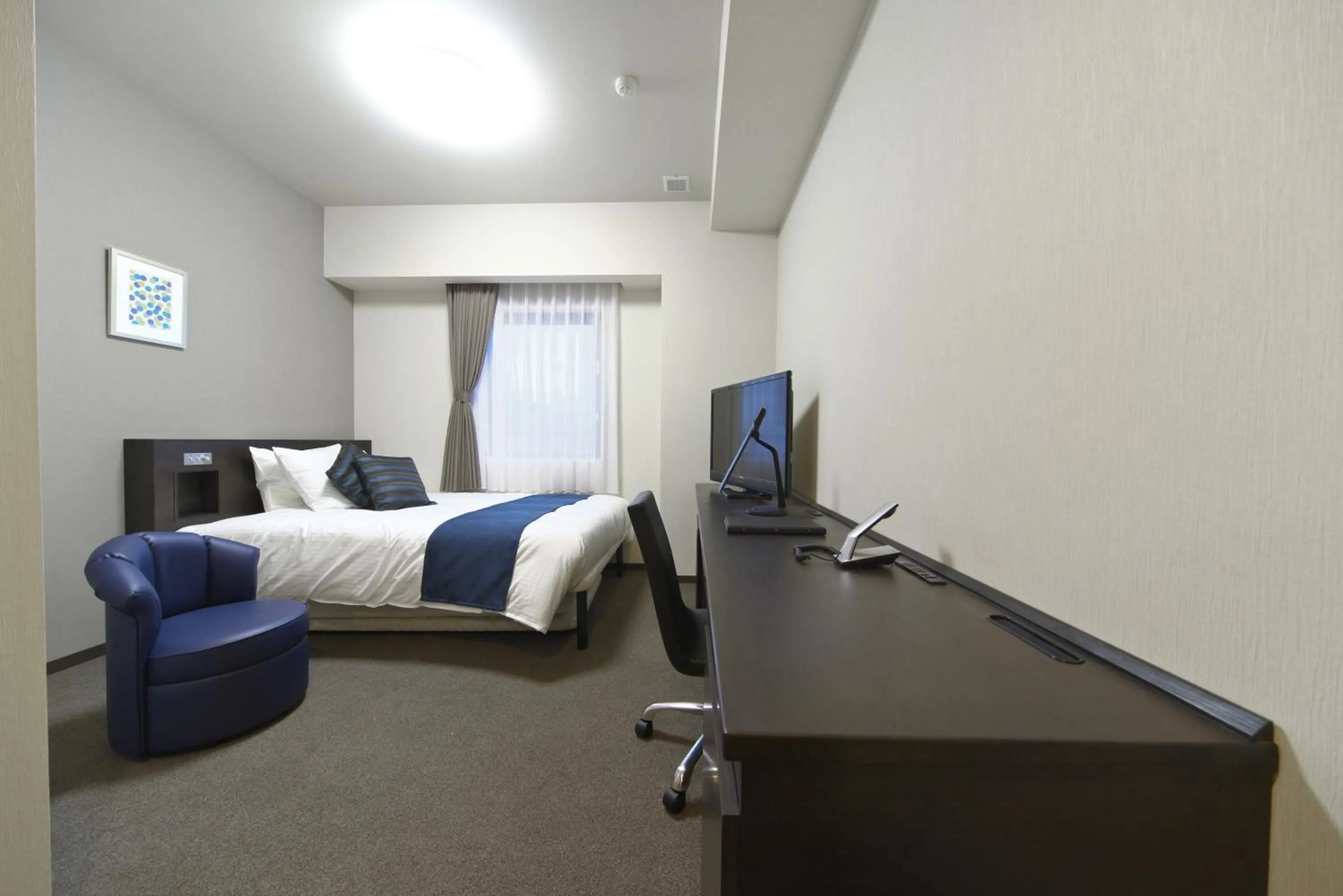 Photo of the whole room, Bed in Shizutetsu Hotel Prezio Numazu