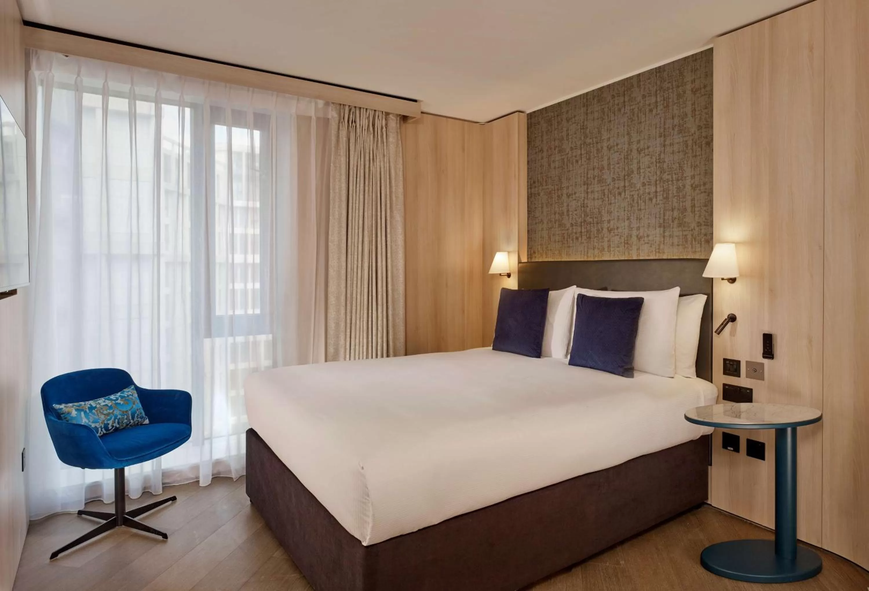 Bedroom, Bed in The Westminster London, Curio Collection by Hilton