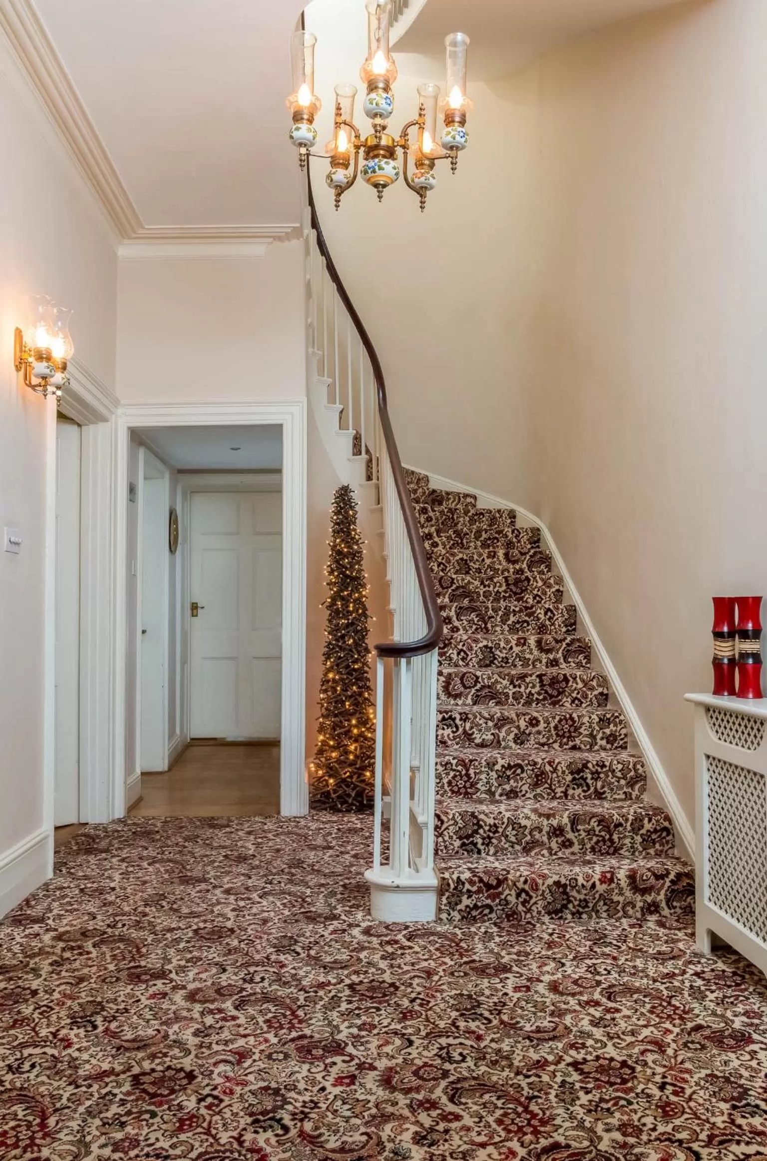 Facade/entrance in Lammas Park House