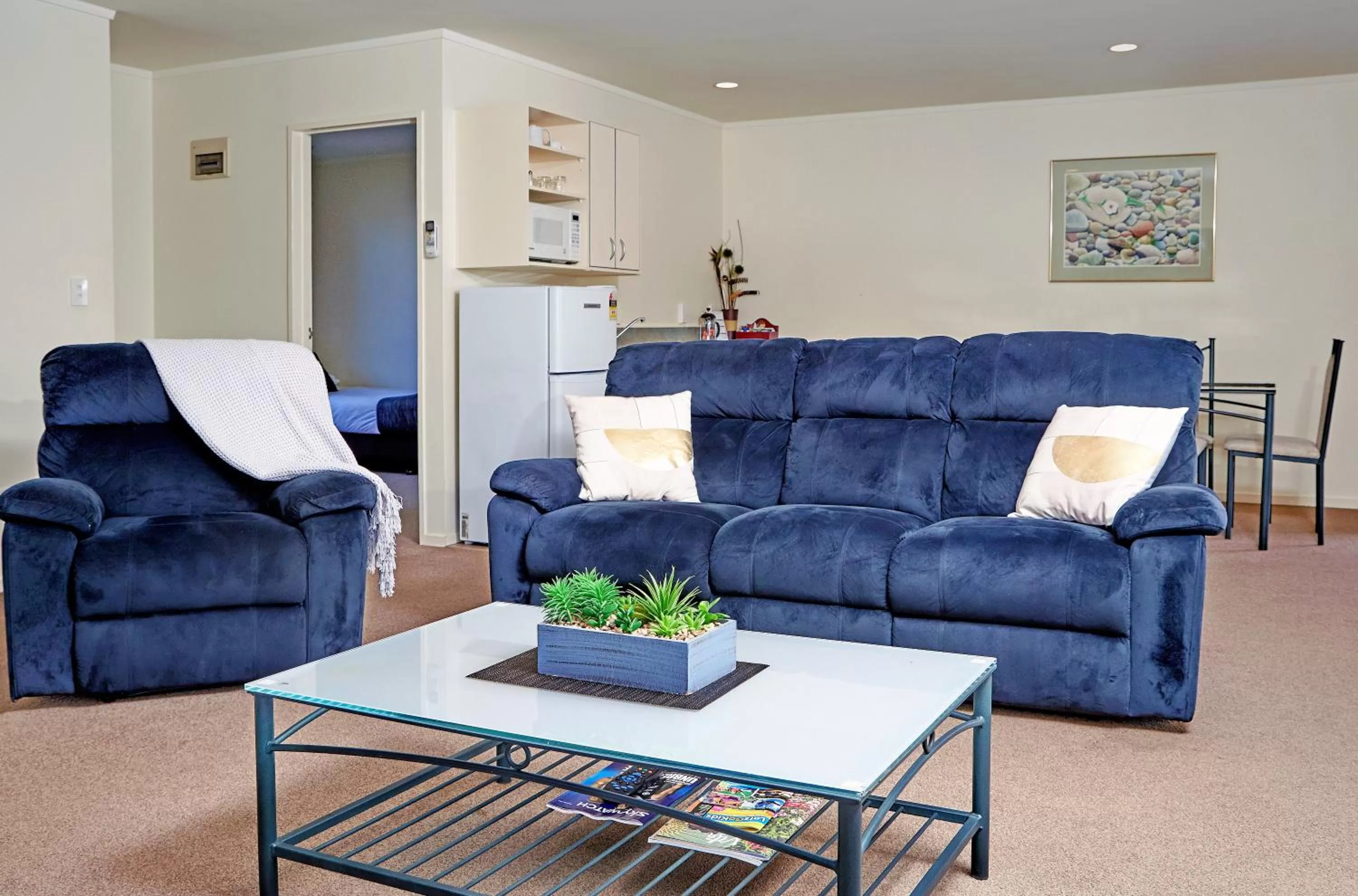 Living room in Barringtons Motor Lodge