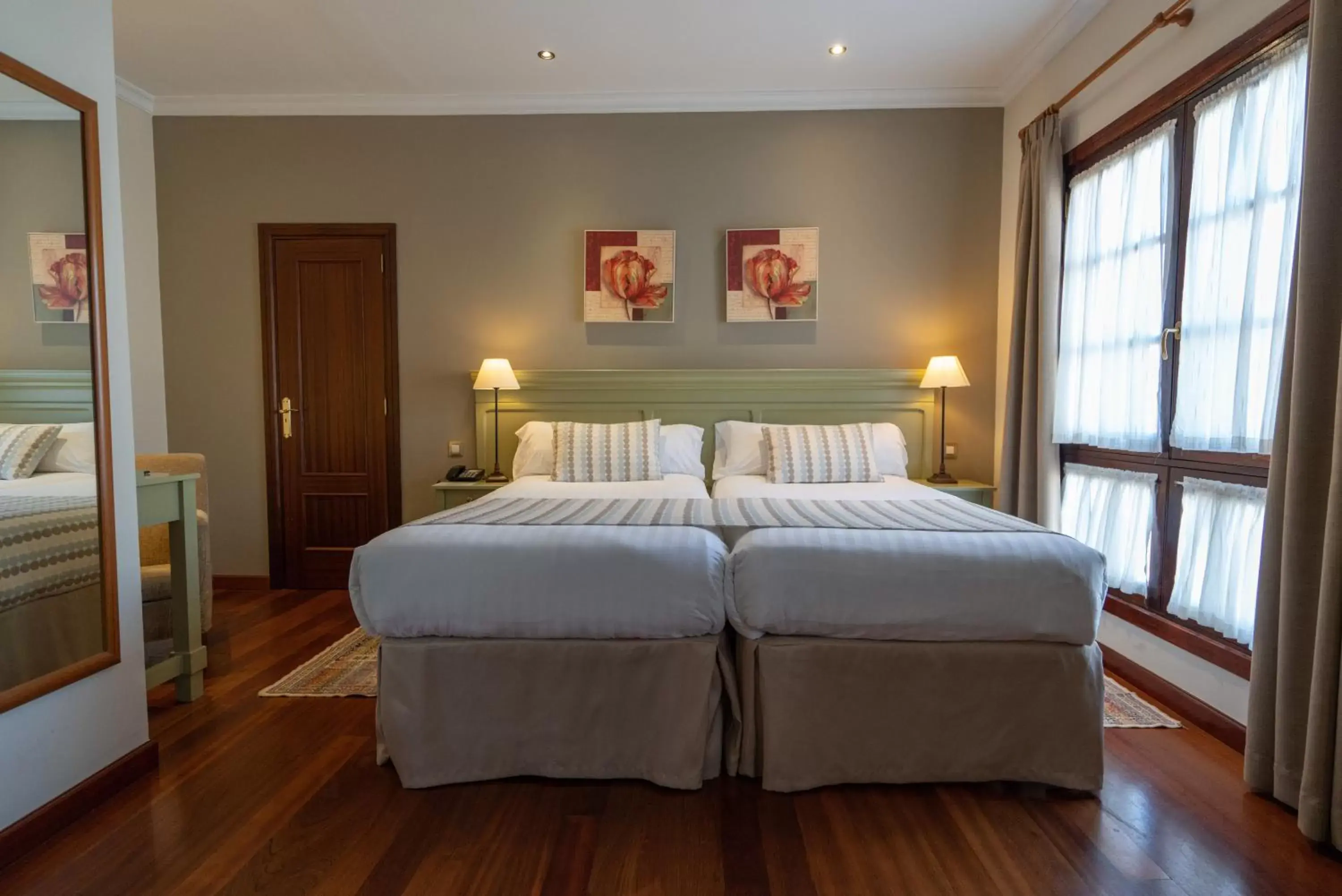 Standard Double or Twin Room in Laguna Nivaria Hotel & Spa Standard Double or Twin Room in Laguna Nivaria Hotel & Spa