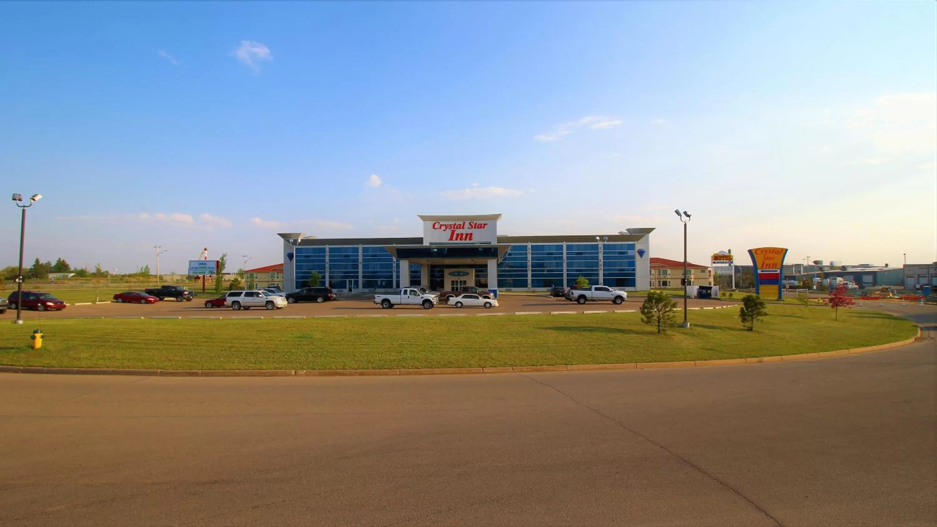 Bird's eye view in Crystal Star Inn Edmonton Airport with free shuttle to and from Airport