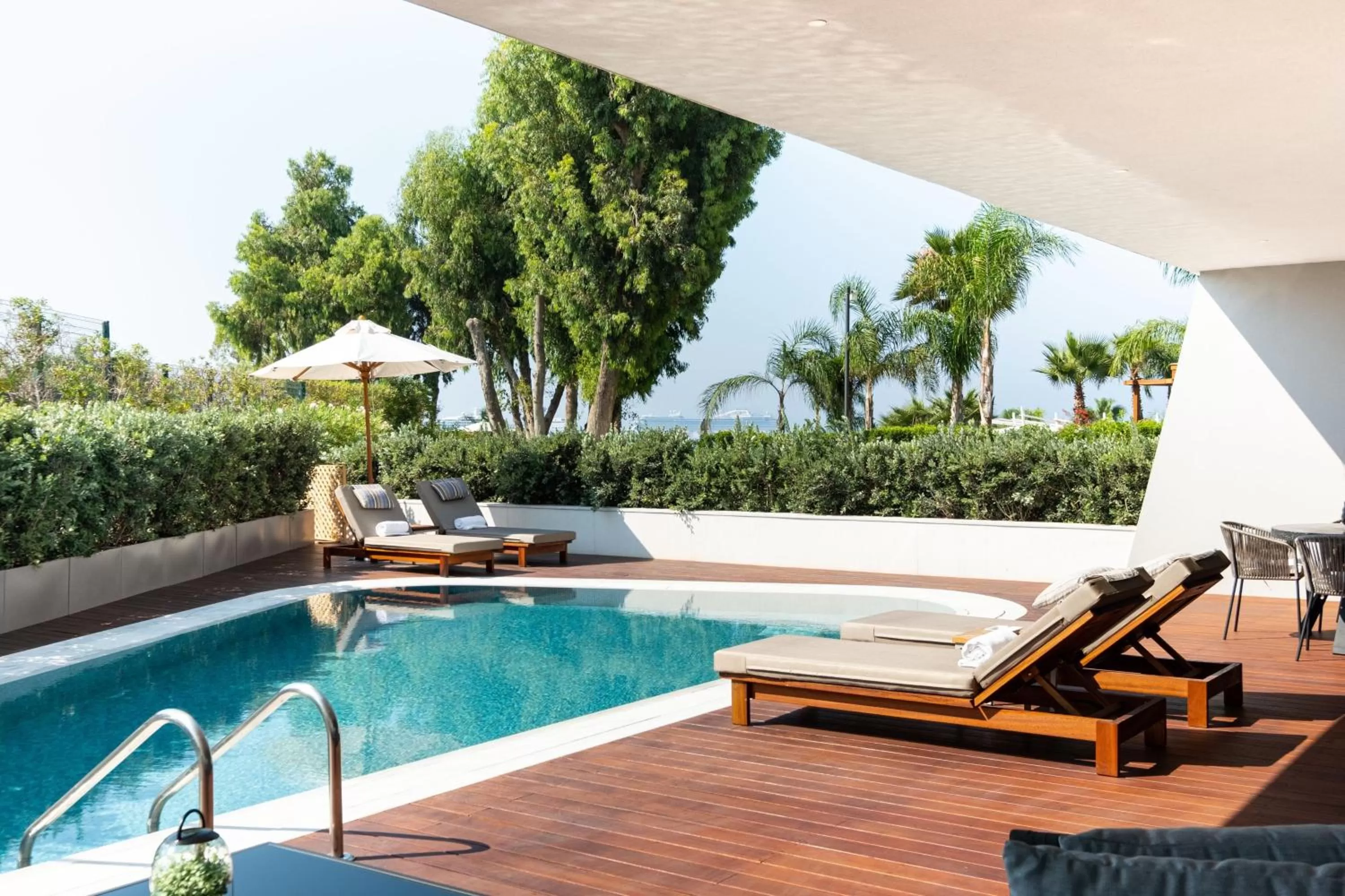 Swimming pool in Parklane, a Luxury Collection Resort & Spa, Limassol