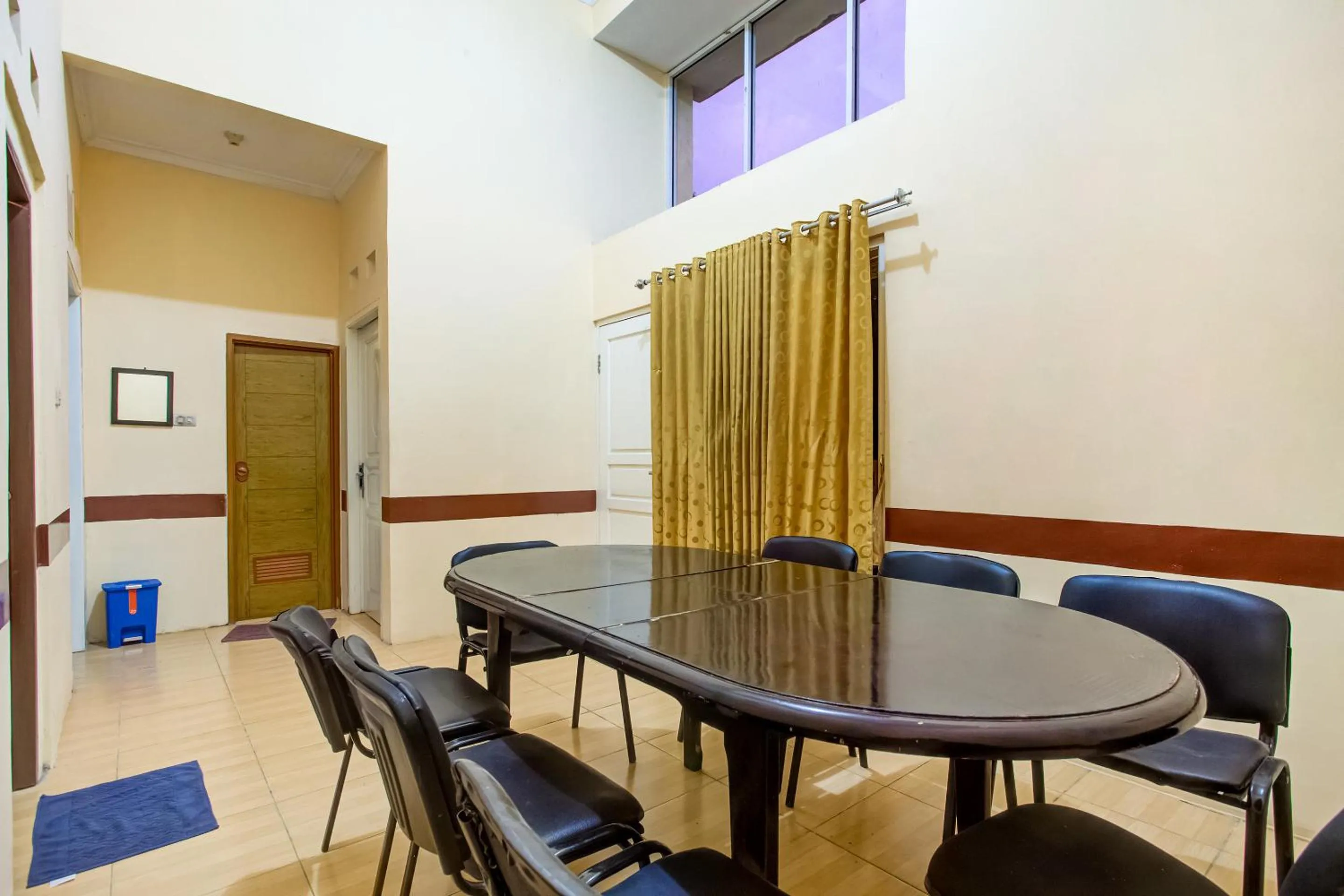 Meeting/conference room in Hotel O Sofia Homestay Syariah