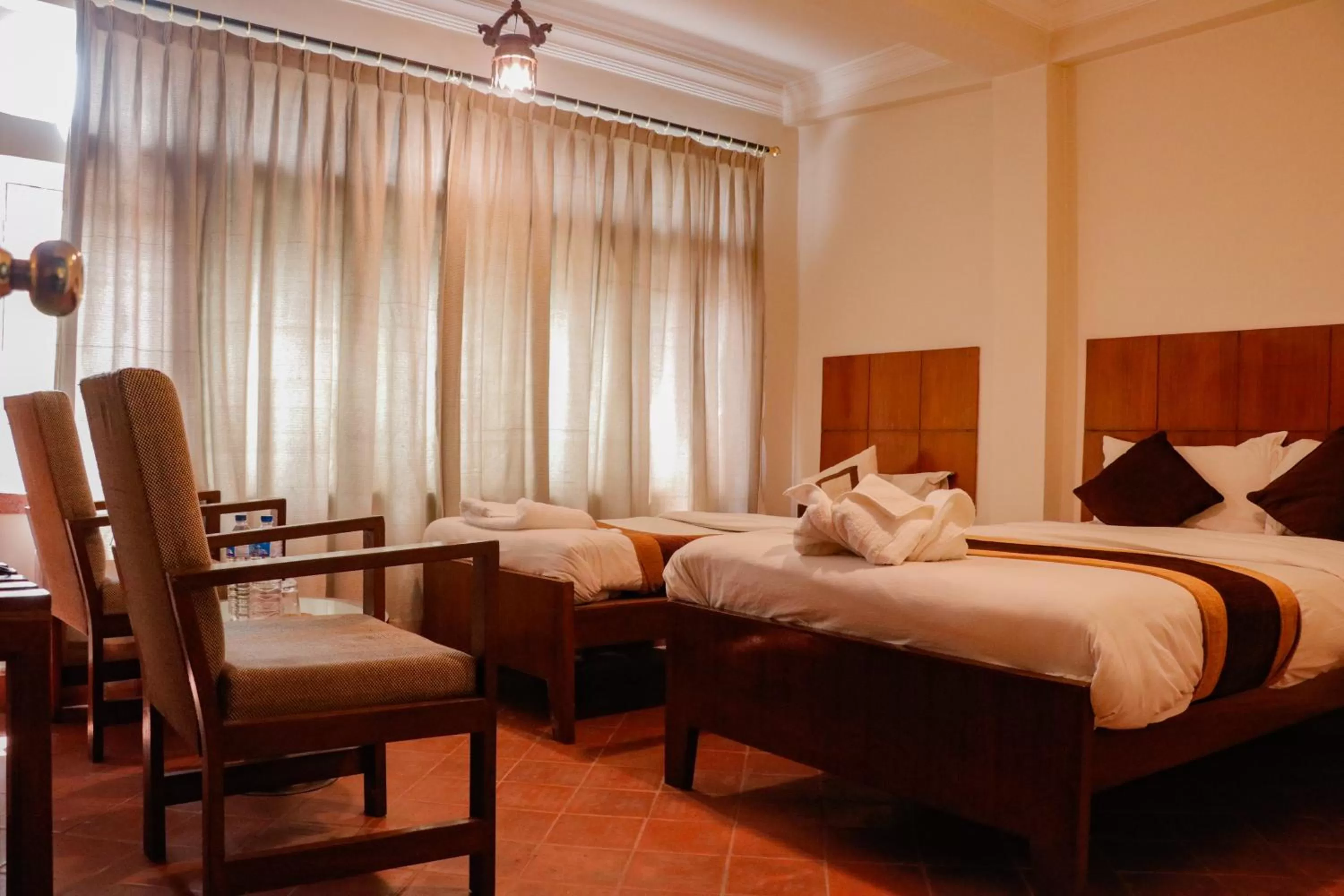 Bed in Hotel ThorongLa Thamel