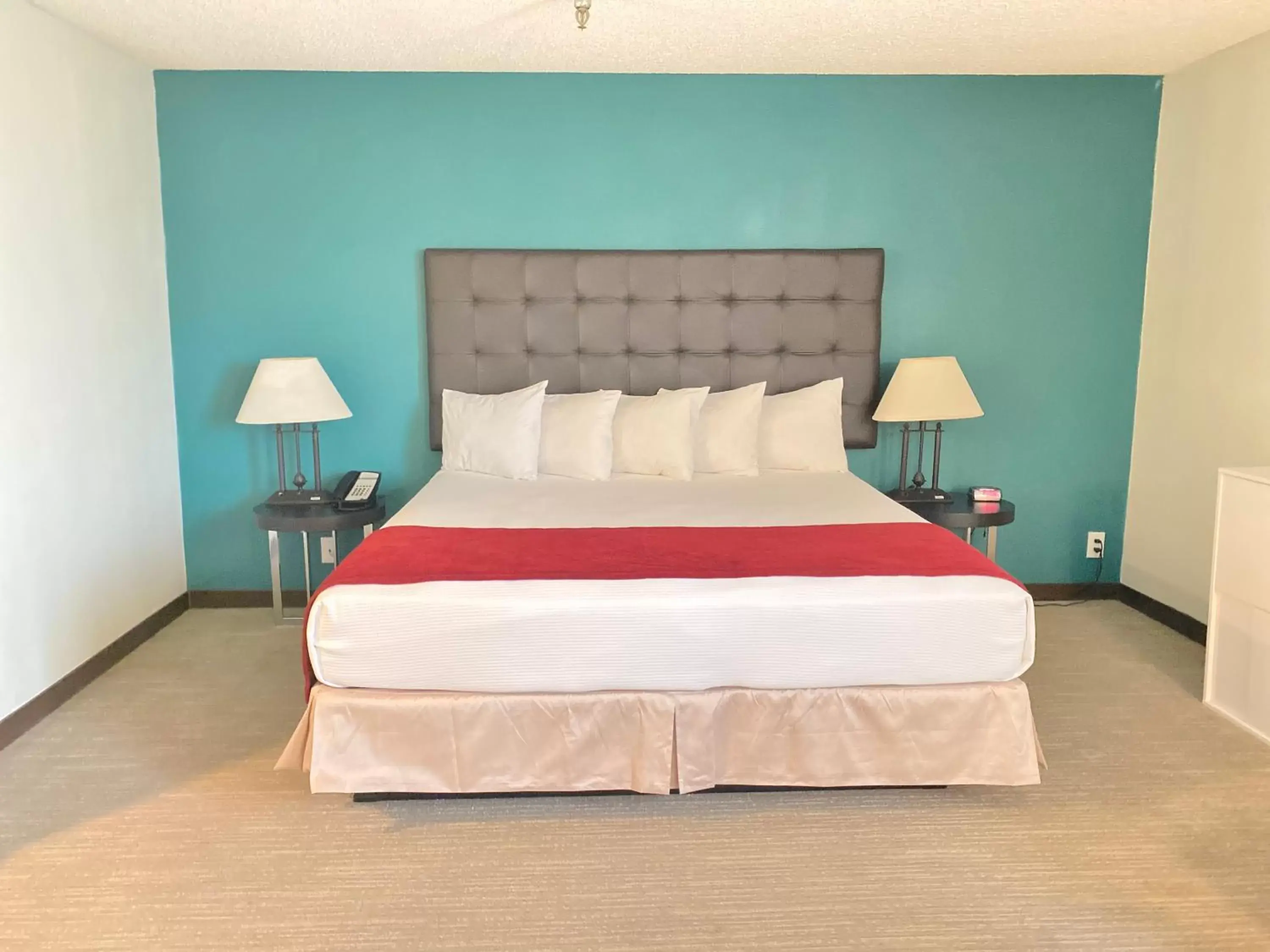 Standard Suite in Redac Gateway Hotel Torrance Standard Suite in Redac Gateway Hotel Torrance