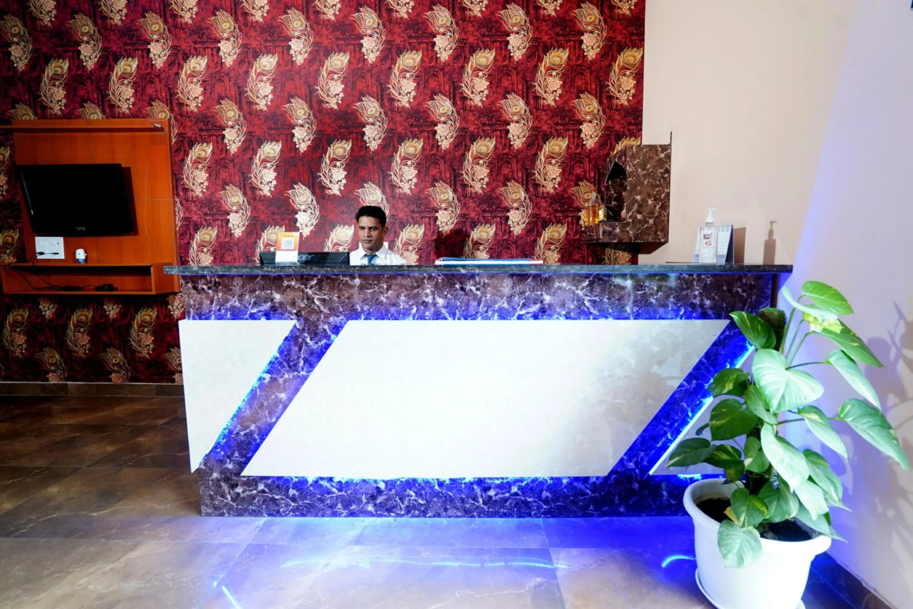 Lobby or reception in ExpoMart Inn