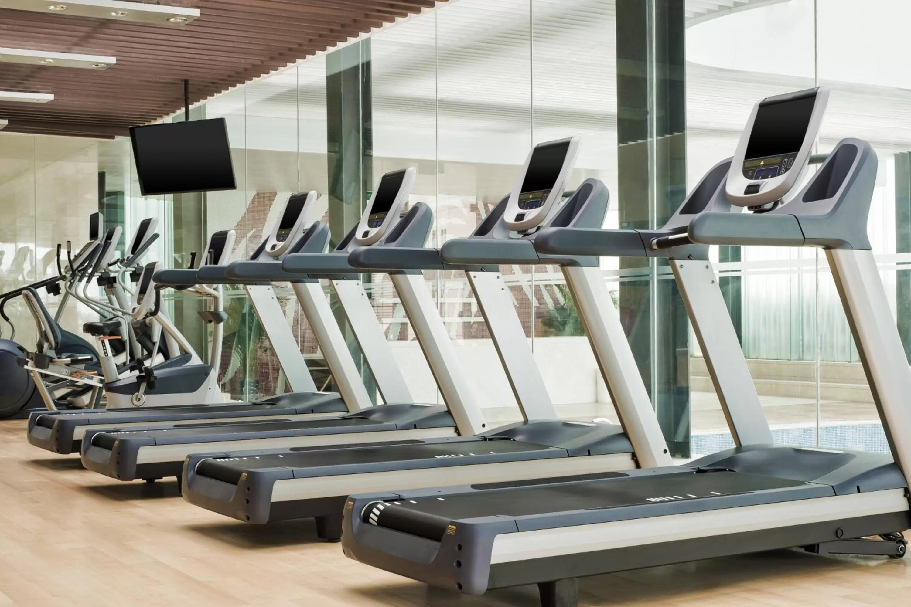 Fitness centre/facilities in Sheraton Yantai Golden Beach Resort